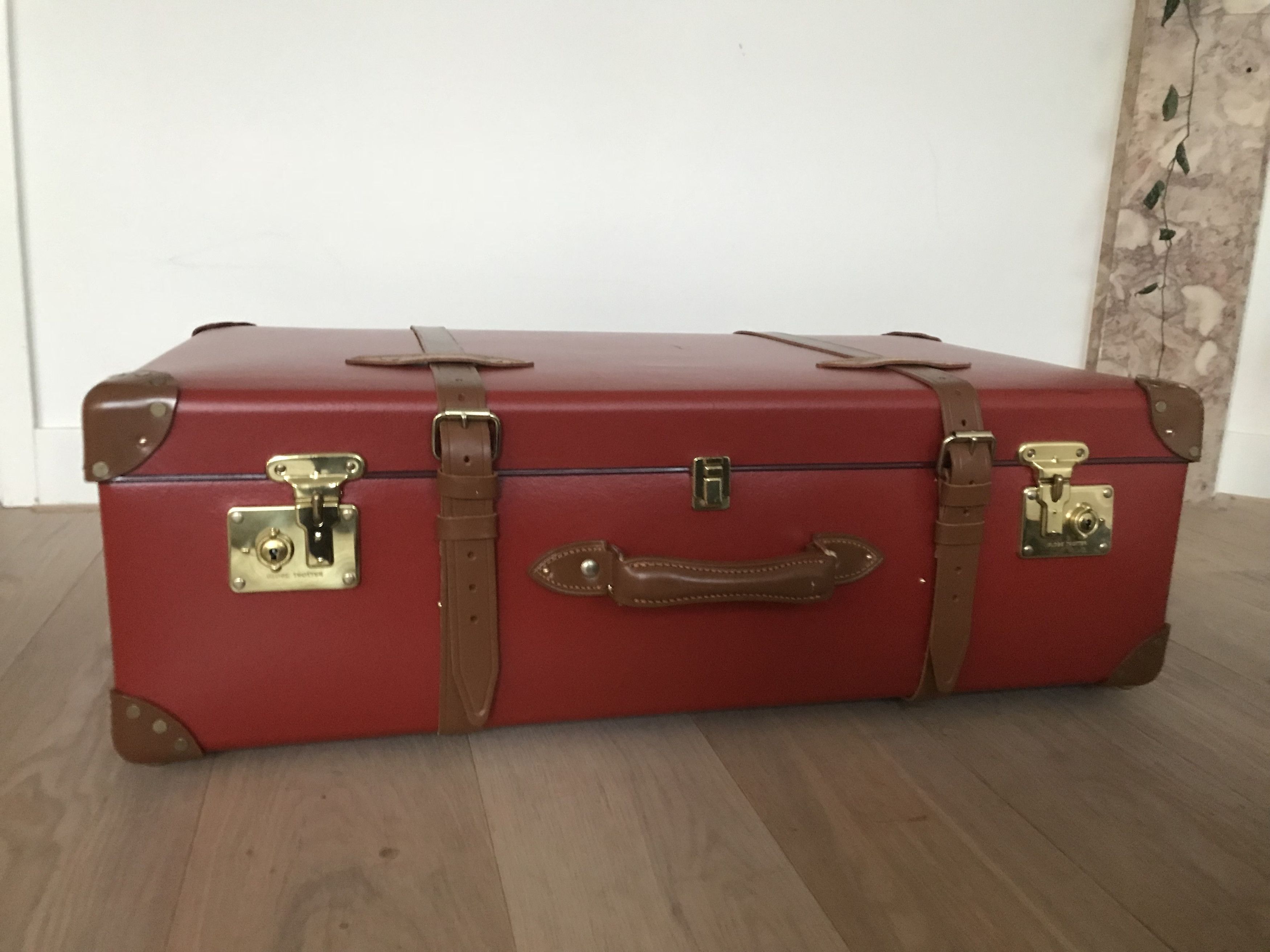 Globe-Trotter Brand new - Centenary 30'' Extra Deep Suitcase - Red Tan Size ONE SIZE - 4 Thumbnail