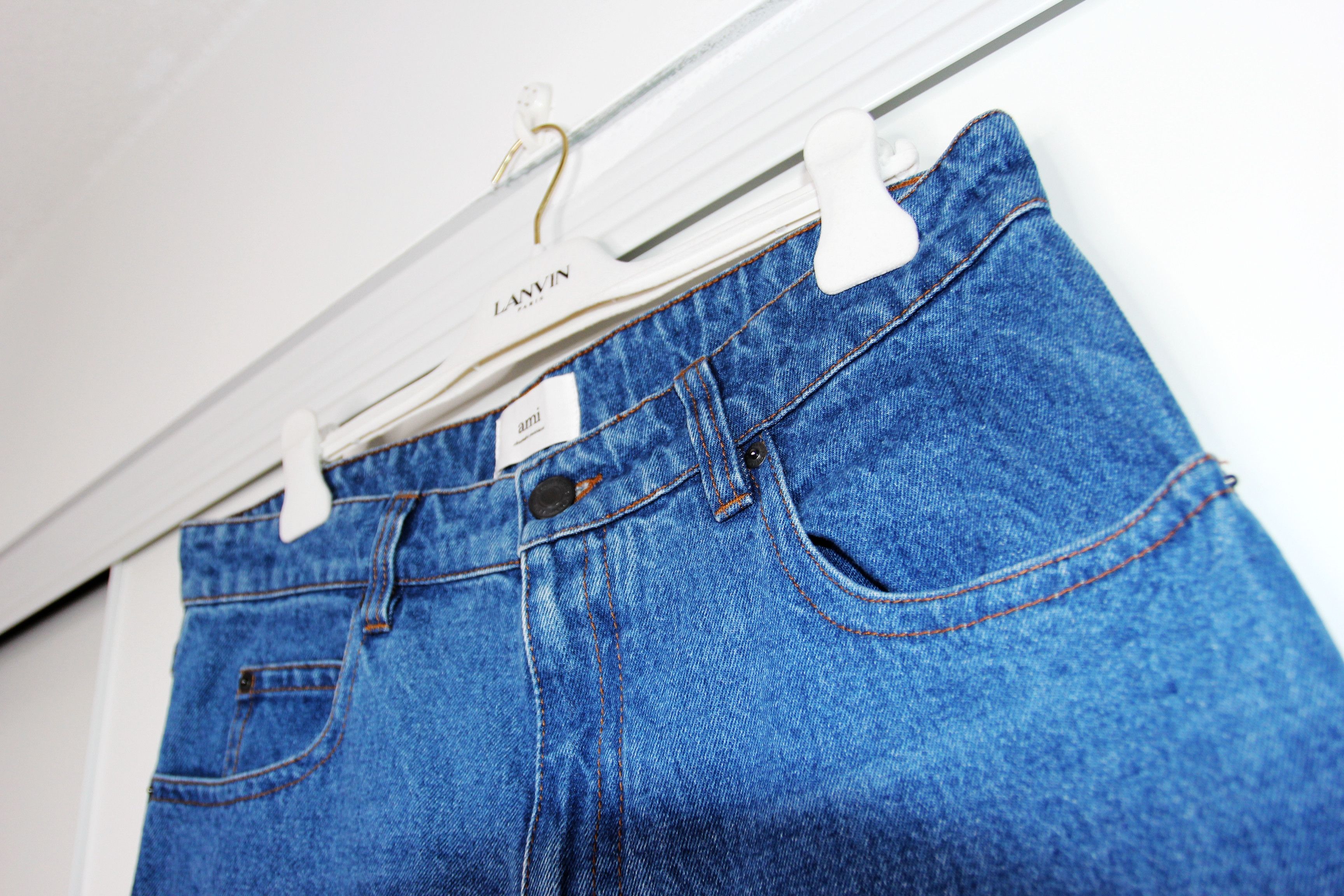 AMI BNWT AW21 AMI BLUE MID-WASHED JEANS 34 Size US 34 / EU 50 - 4 Thumbnail