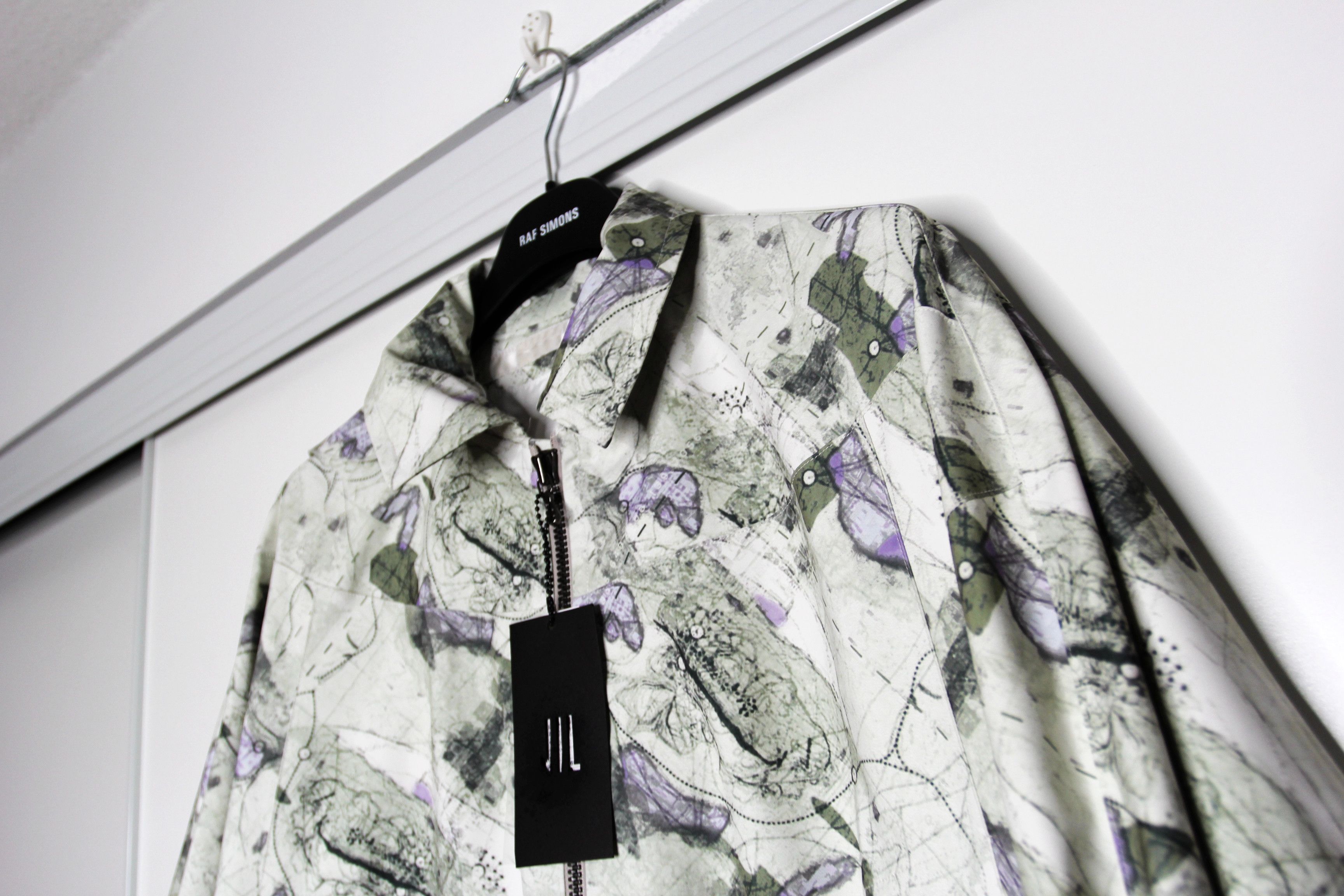 Julius BNWT AW21 NILOS "AZMTH" MAP PRINT PARKA COAT 2 Size US M / EU 48-50 / 2 - 4 Thumbnail