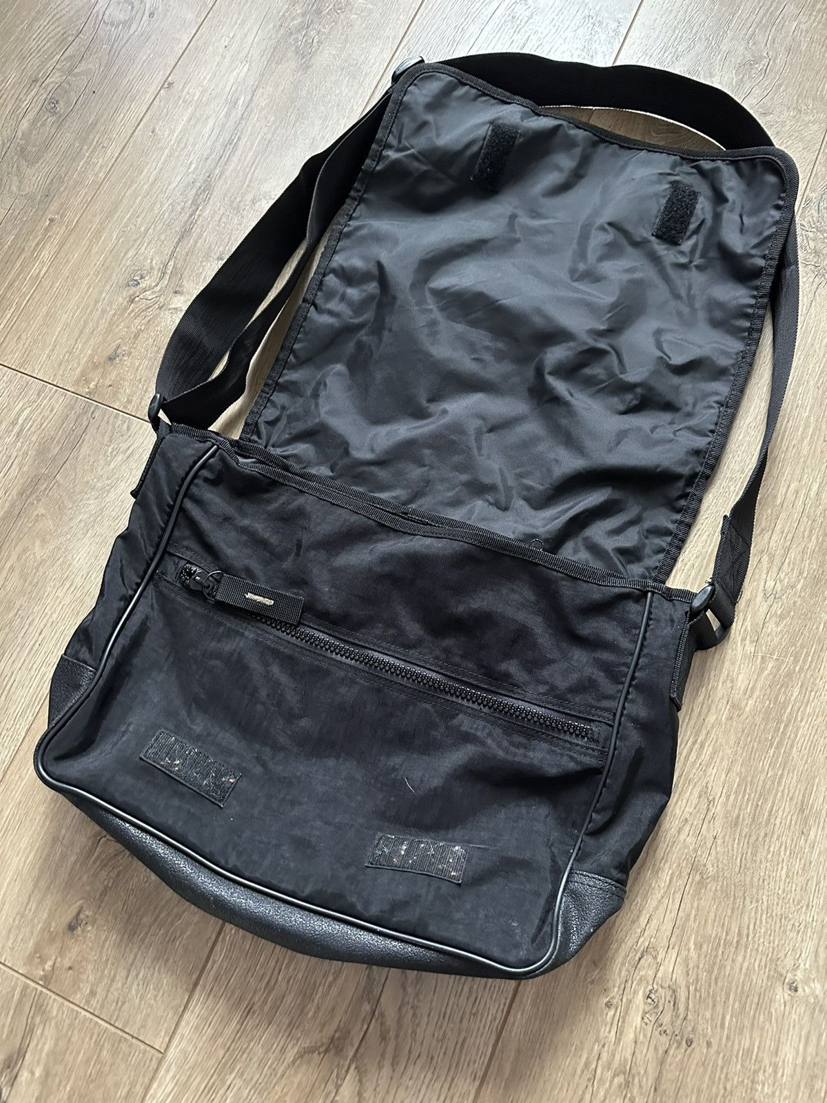 Diesel × Vintage Vintage Diesel y2k Printed Logo Shoulder Bag Size ONE SIZE - 5 Thumbnail
