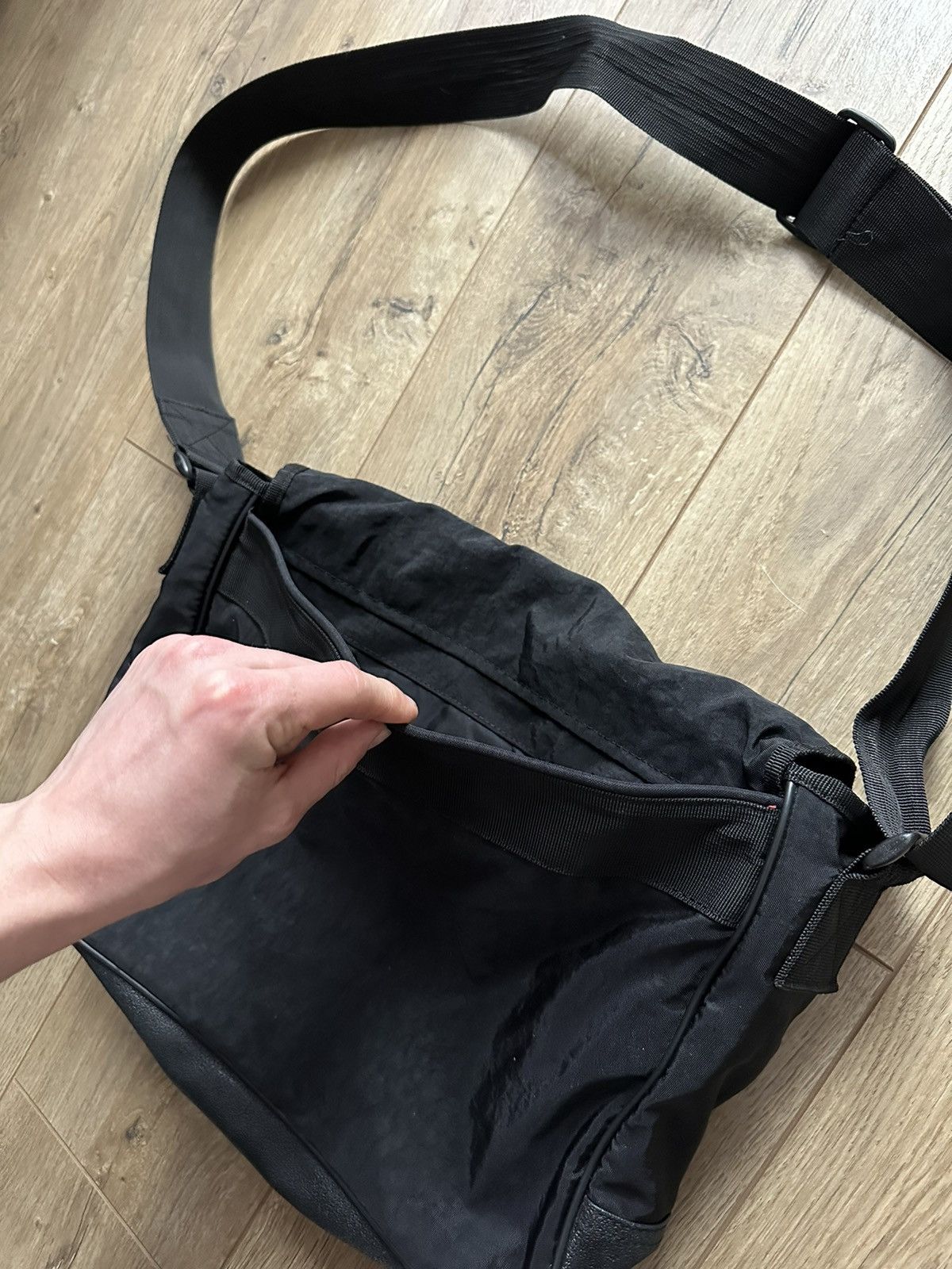 Diesel × Vintage Vintage Diesel y2k Printed Logo Shoulder Bag Size ONE SIZE - 10 Thumbnail