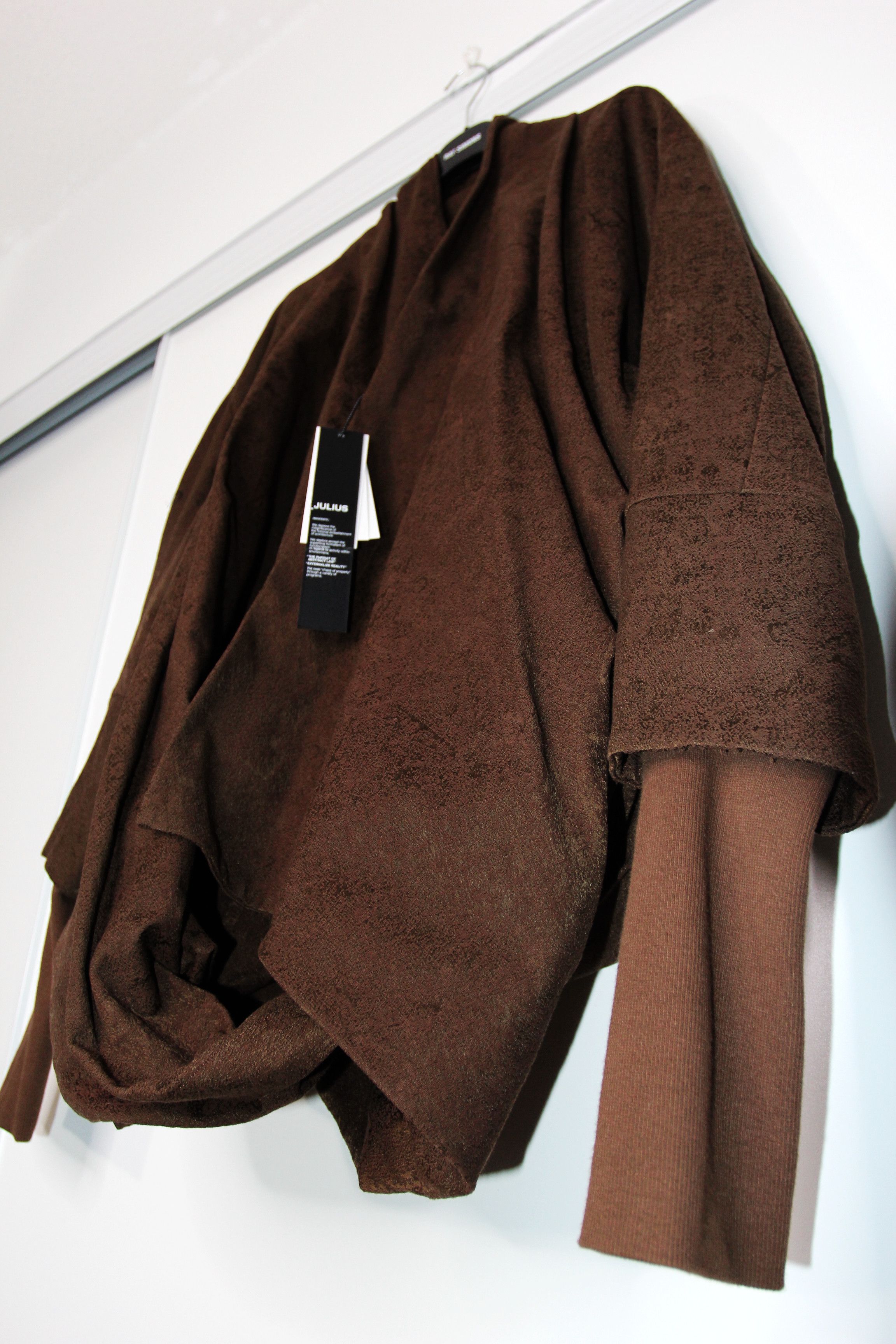 Julius BNWT AW20 JULIUS "DUKKHA" DRAPE JACQUARD BLOUSON JACKET 2 Size US M / EU 48-50 / 2 - 6 Thumbnail