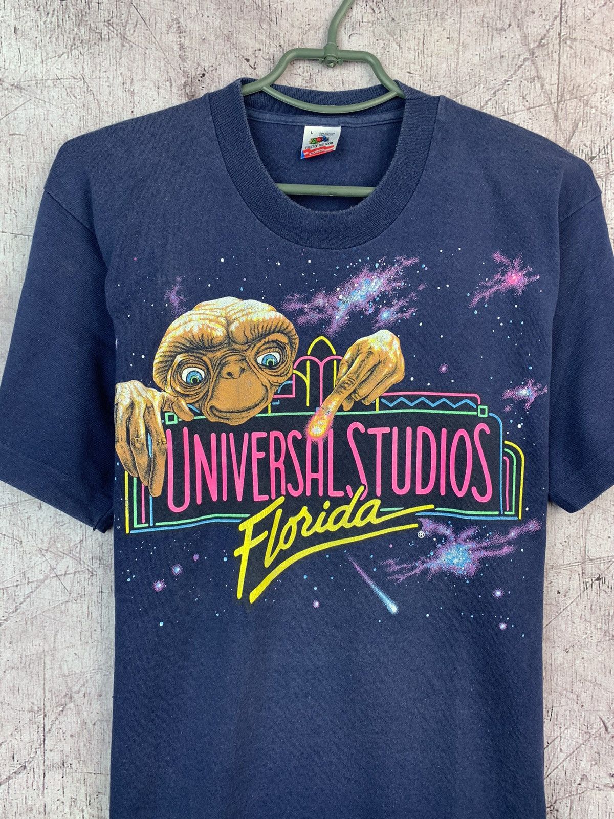 Vintage 1982 Universal Studios E.T fashion Shirt