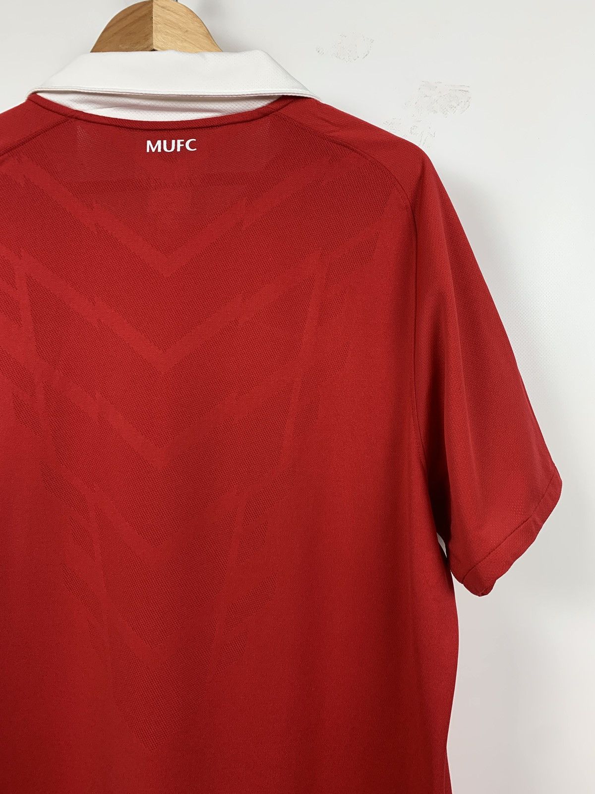 Nike 2010/11 Nike Manchester United Home Soccer Jersey Size US L / EU 52-54 / 3 - 15 Thumbnail