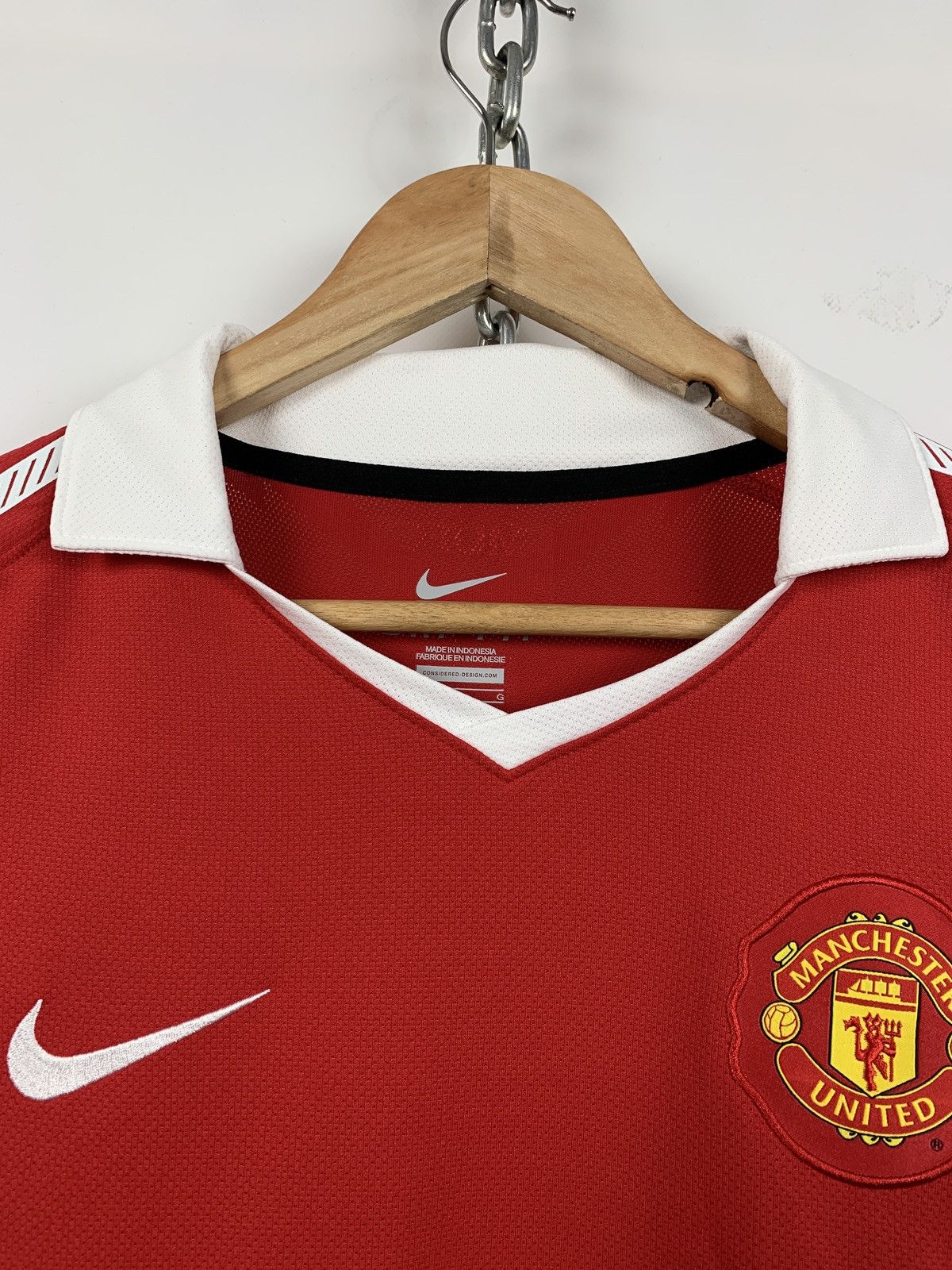 Nike 2010/11 Nike Manchester United Home Soccer Jersey Size US L / EU 52-54 / 3 - 6 Thumbnail
