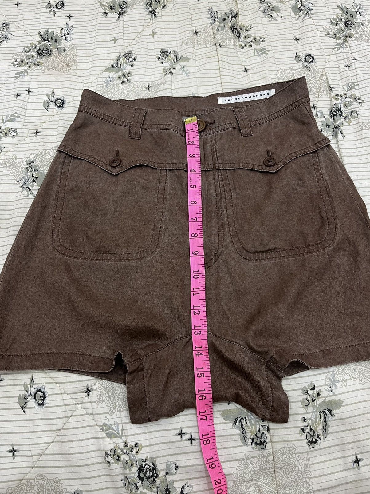 Issey Miyake (ii). ISSEY MIYAKE SUNAO KUWAHARA MULTI POCKETS SHORTS Size 30" / US 8 / IT 44 - 15 Thumbnail