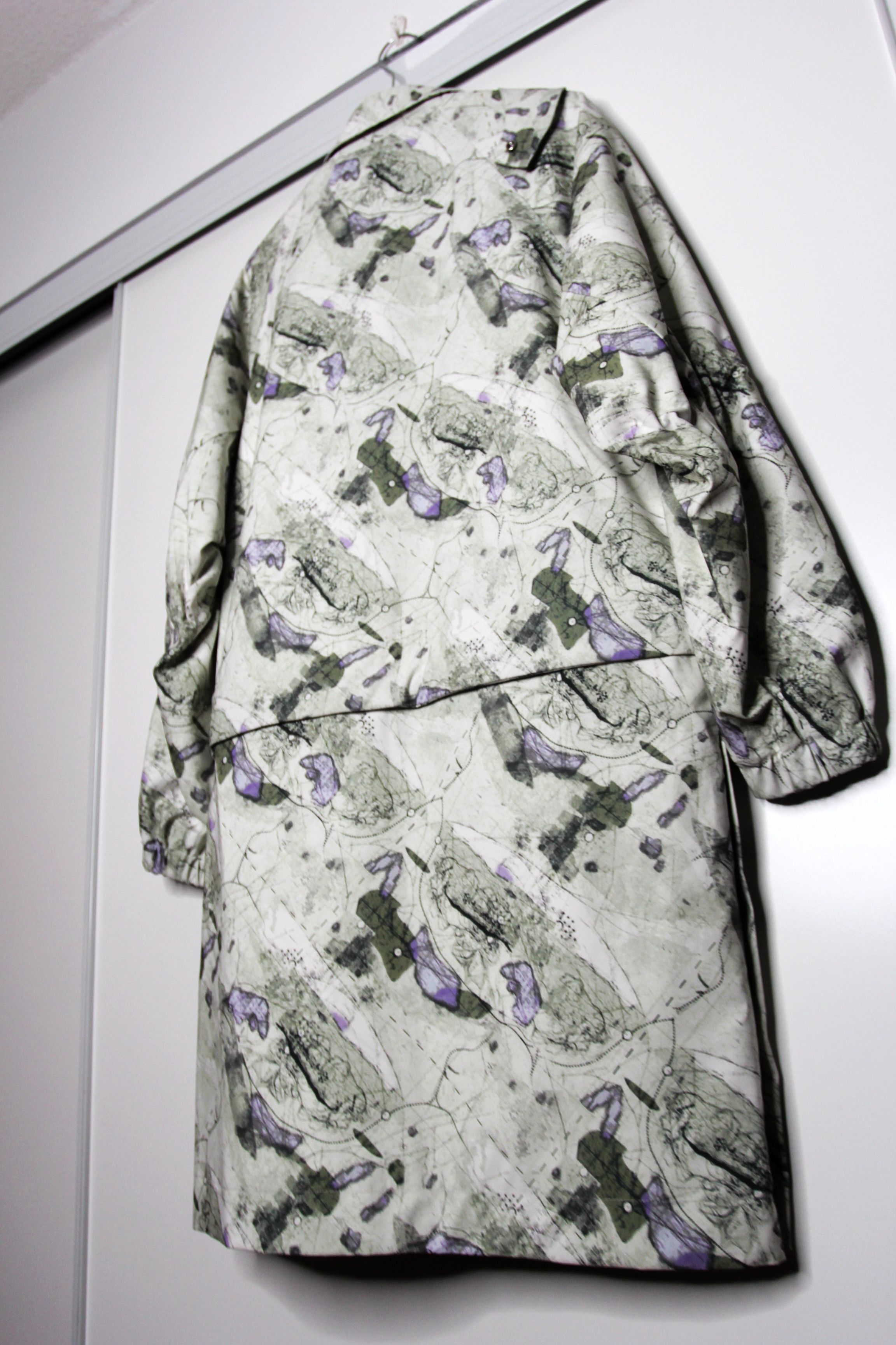 Julius BNWT AW21 NILOS "AZMTH" MAP PRINT PARKA COAT 1 Size US S / EU 44-46 / 1 - 7 Thumbnail