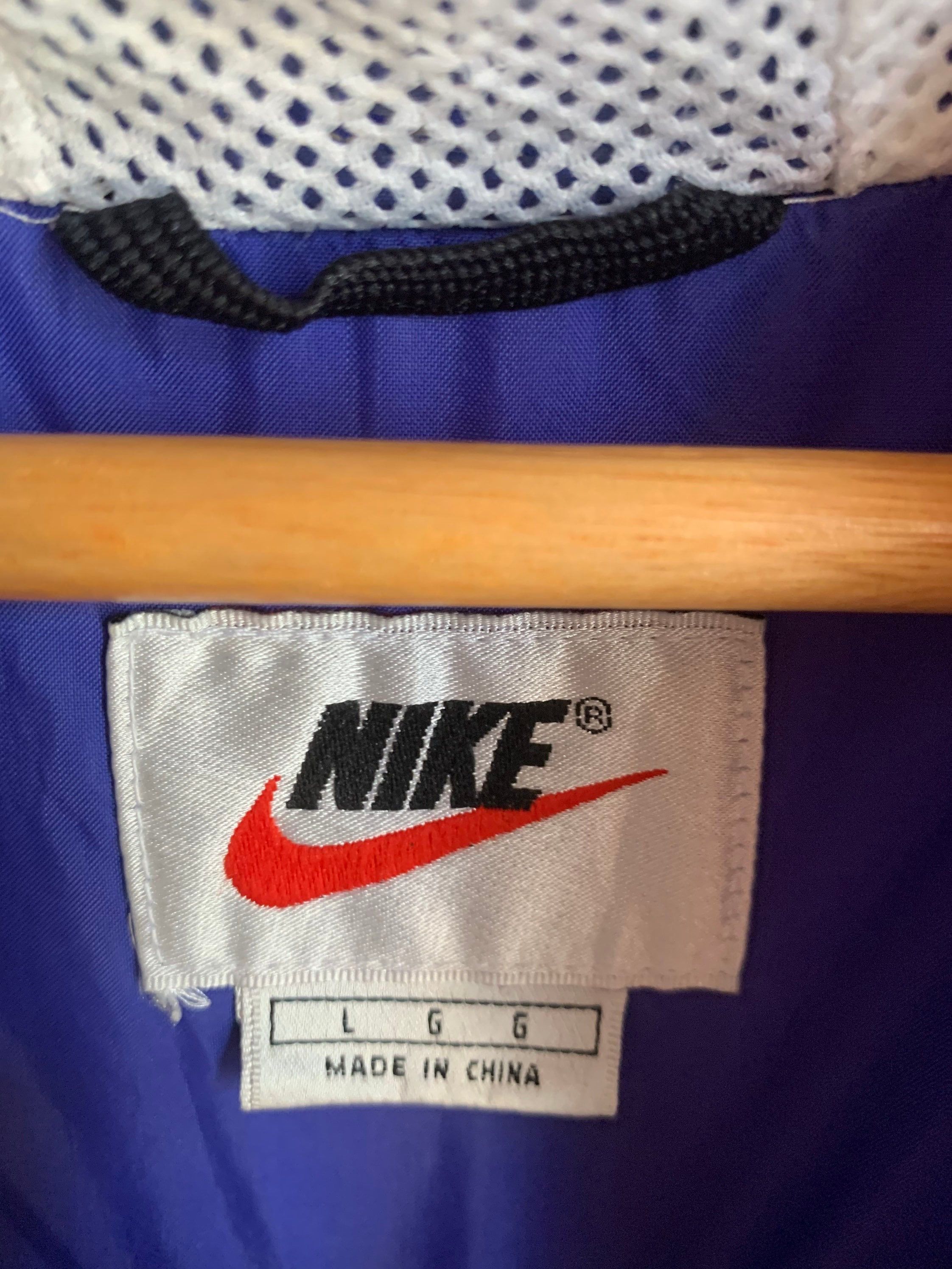 Nike Nike windbreaker sweater Size US L / EU 52-54 / 3 - 7 Thumbnail