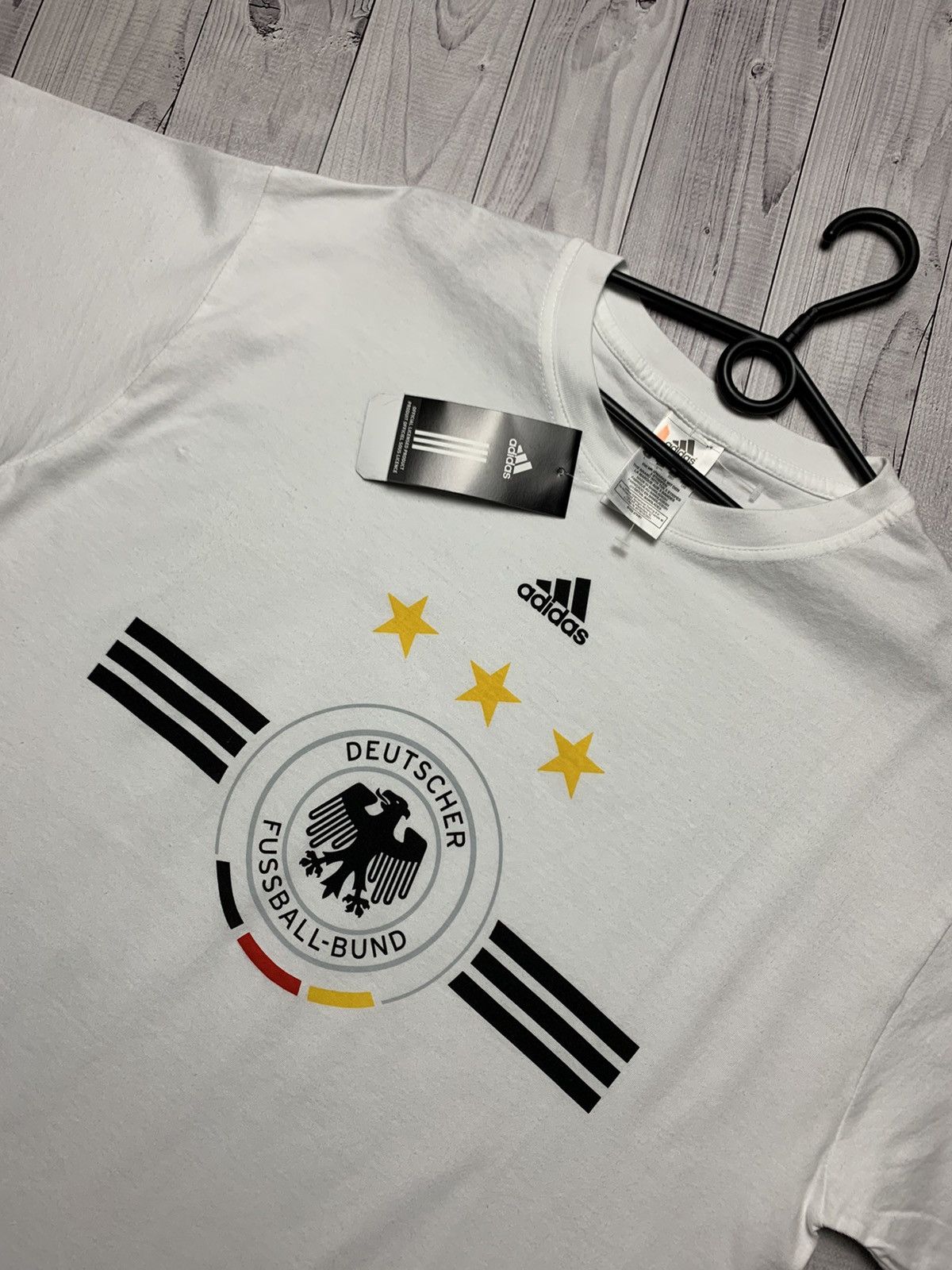 Vintage Vintage adidas Deutschland soccer jersey size L Size US L / EU 52-54 / 3 - 2 Thumbnail