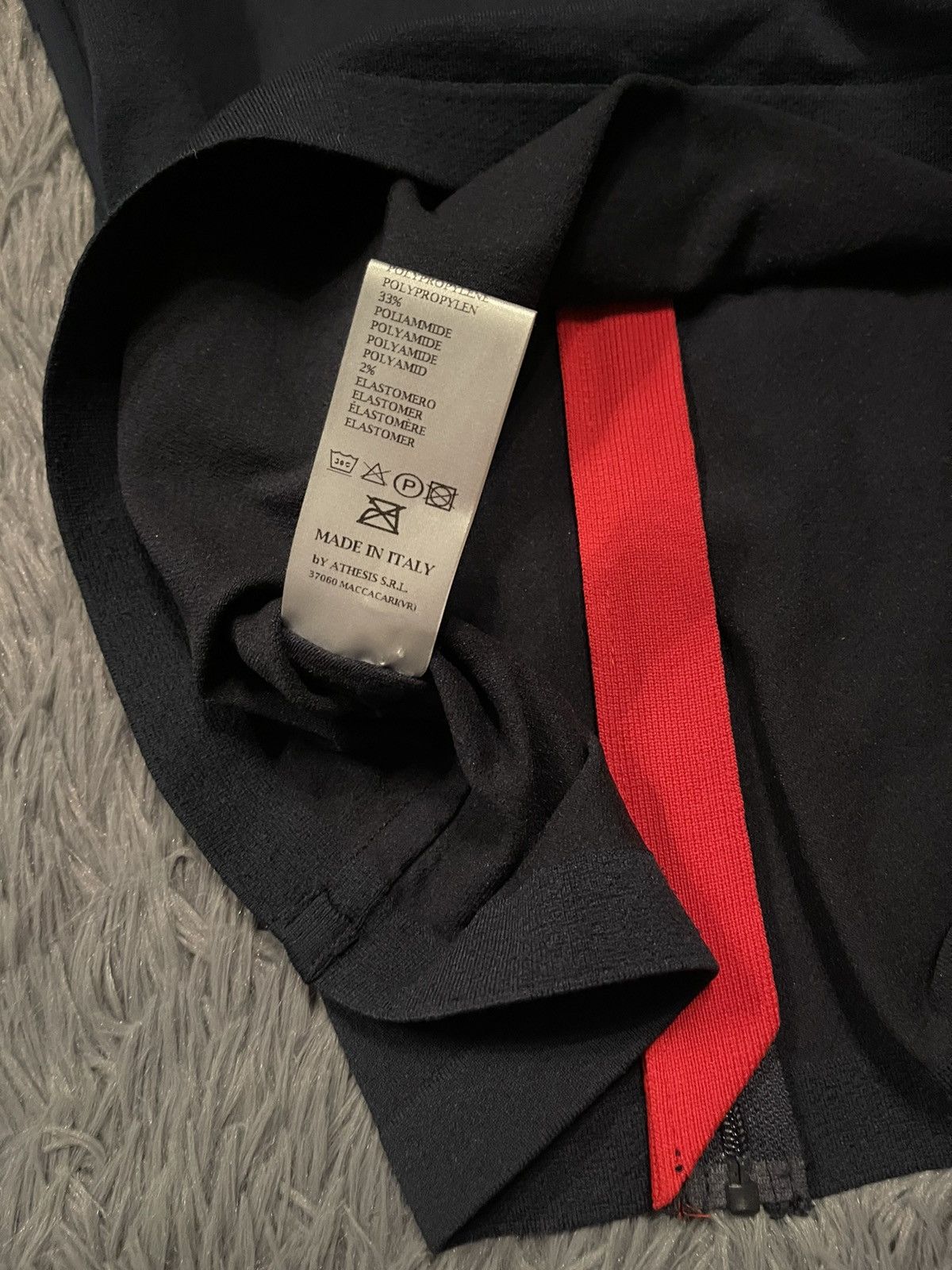 Other Newland Italian thermo zip top Size US L / EU 52-54 / 3 - 9 Thumbnail