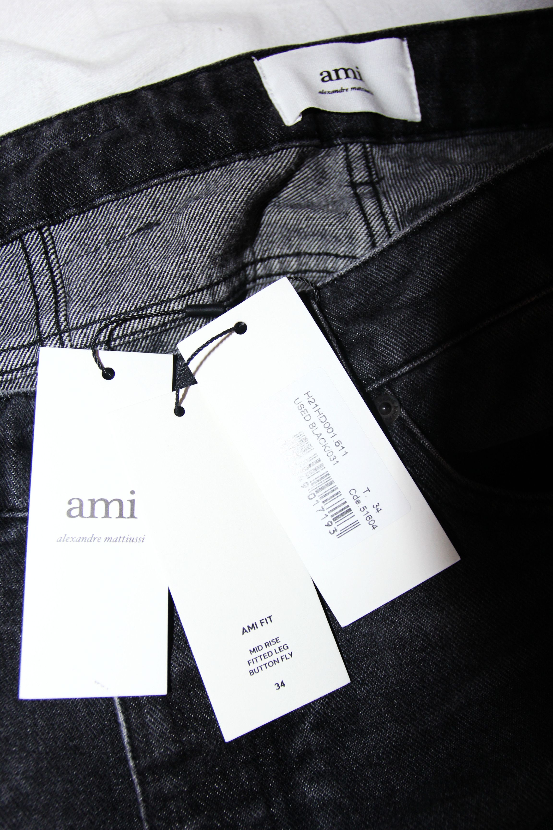 AMI BNWT AW21 AMI MID RISE FITTED LEG JEANS 34 Size US 34 / EU 50 - 9 Thumbnail