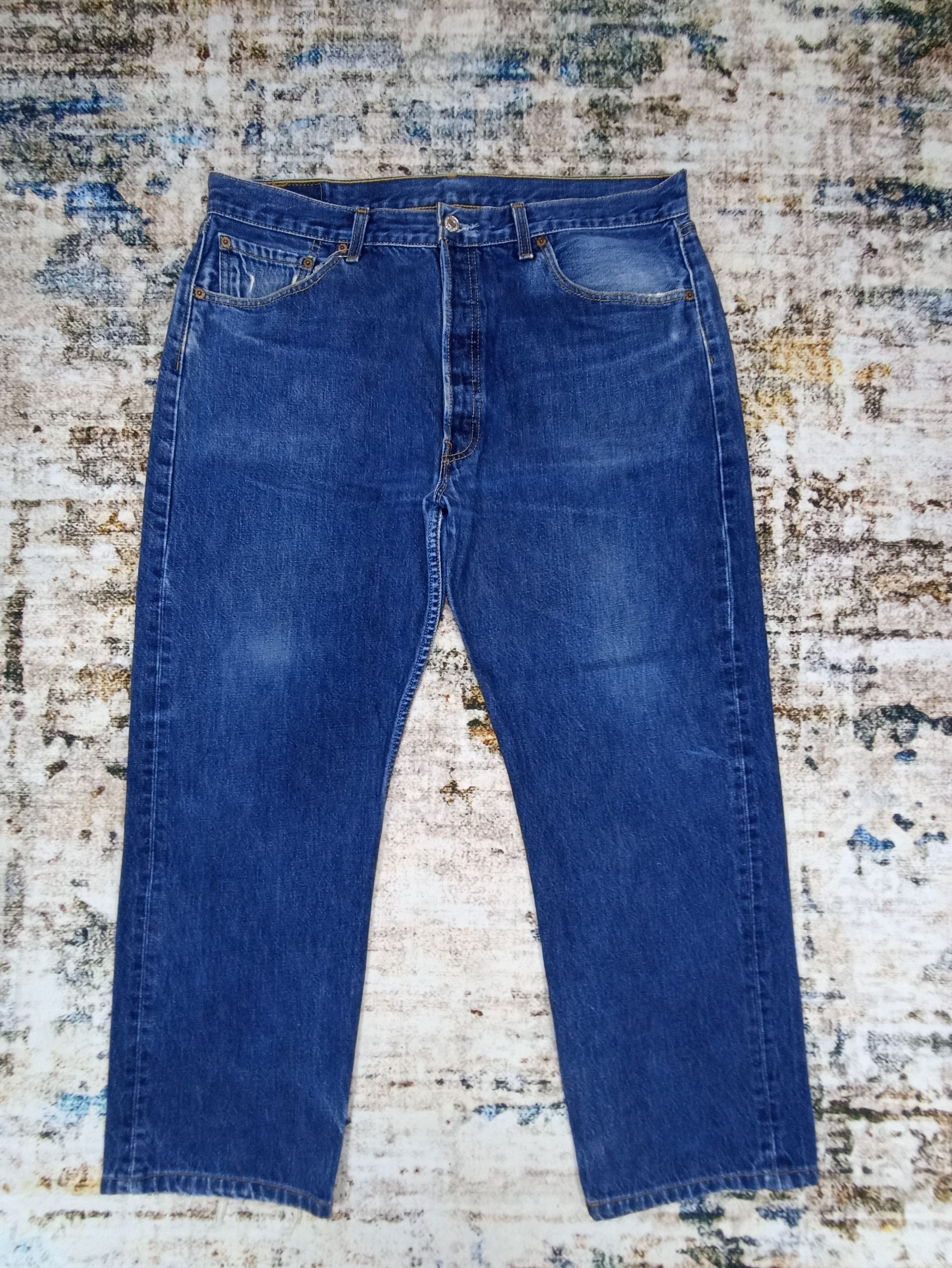Jean × Levi's × Vintage Vintage Levis 501 Dark Blue Wash Jeans - J034 Size US 37 - 1 Thumbnail