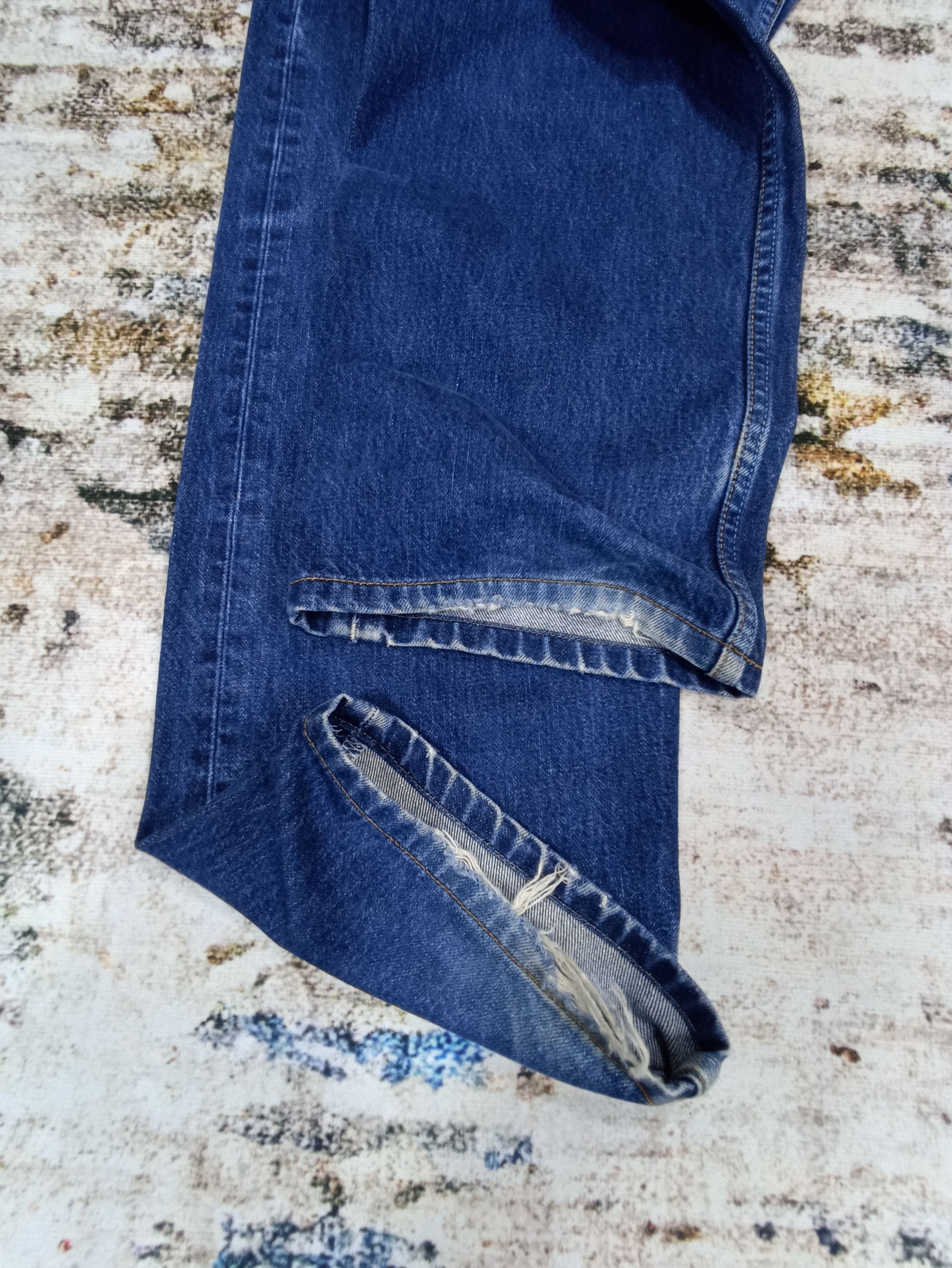 Jean × Levi's × Vintage Vintage Levis 501 Dark Blue Wash Jeans - J034 Size US 37 - 7 Thumbnail