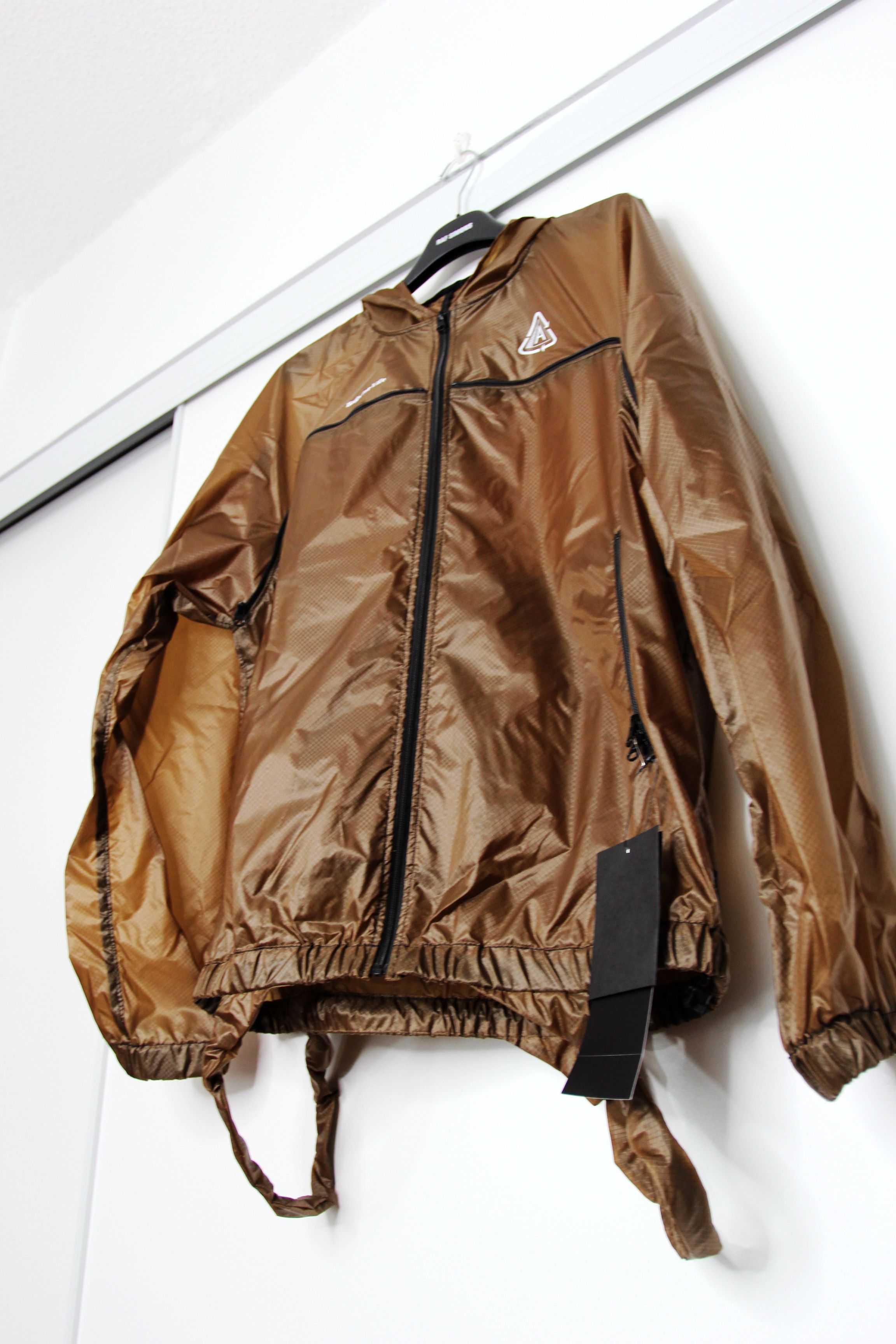 Undercover BNWT SS22 UNDERCOVER 2 IN 1 PERFORMANCE BAG JACKET 3 Size US L / EU 52-54 / 3 - 5 Thumbnail