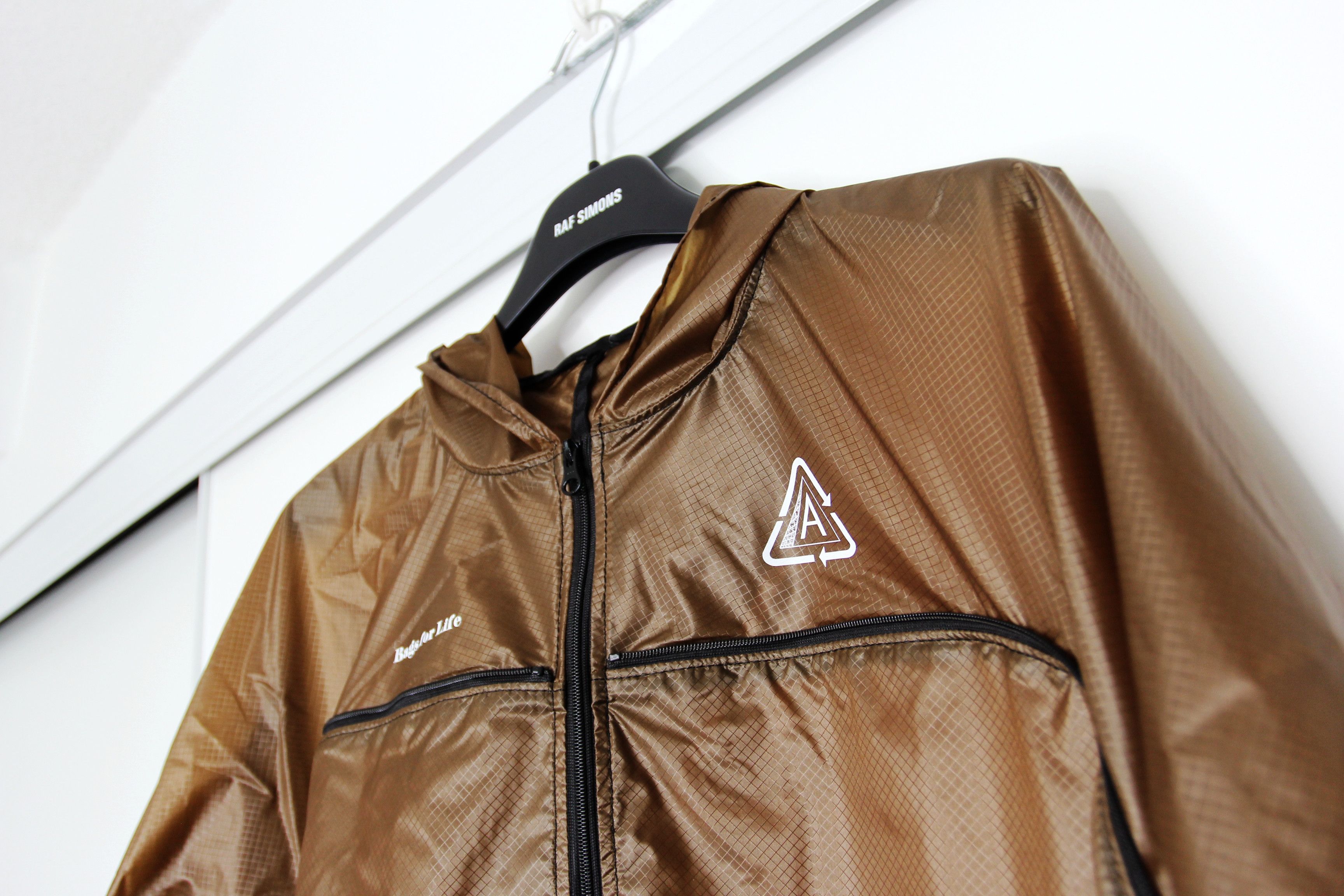 Undercover BNWT SS22 UNDERCOVER 2 IN 1 PERFORMANCE BAG JACKET 3 Size US L / EU 52-54 / 3 - 4 Thumbnail
