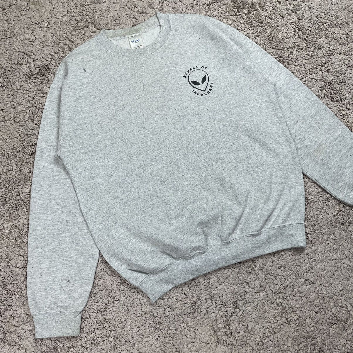 Alien Workshop × Gildan × Vintage Vintage Alien Beware Of The Human Sweatshirt Size US M / EU 48-50 / 2 - 3 Thumbnail