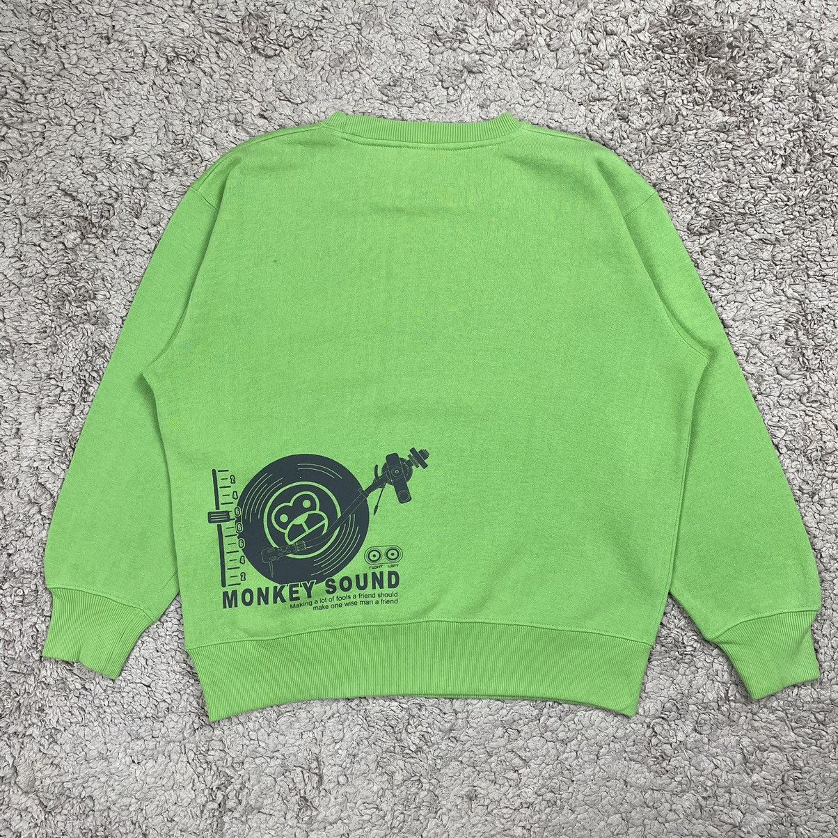 Japanese Brand × Vintage Uittg Ripoff Bape By Uittg Baby Sweatshirt Size US M / EU 48-50 / 2 - 2 Thumbnail