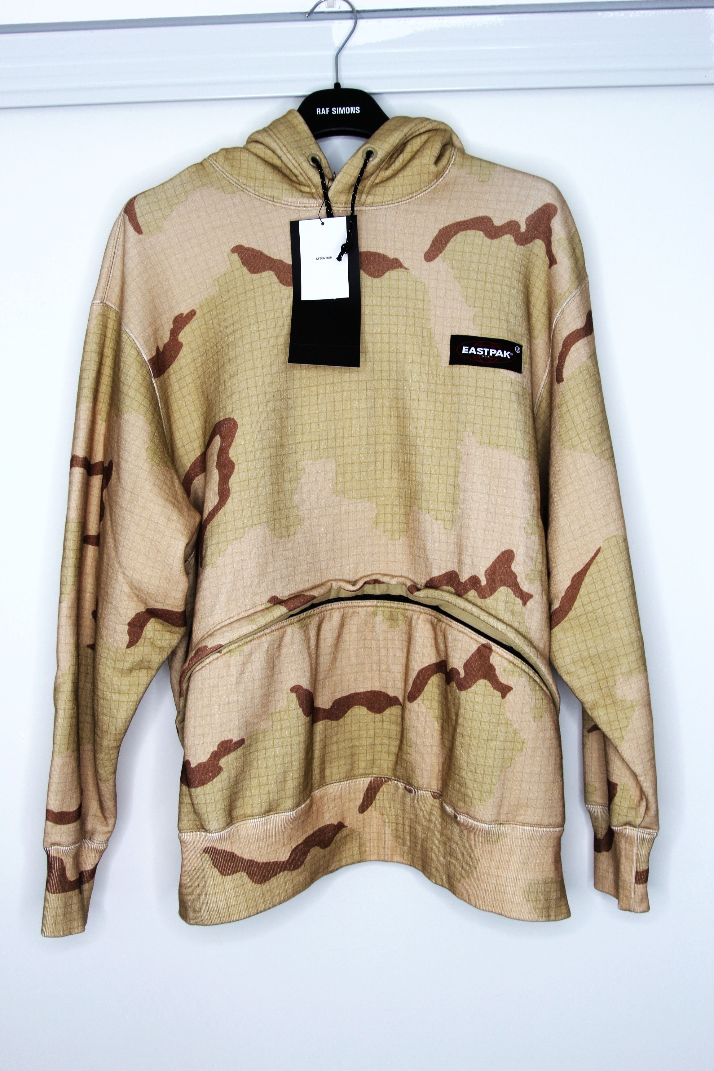 Undercover BNWT SS22 UNDERCOVER x EASTPAK CHECKERED CAMO HOODIE 4 Size US XL / EU 56 / 4 - 2 Thumbnail