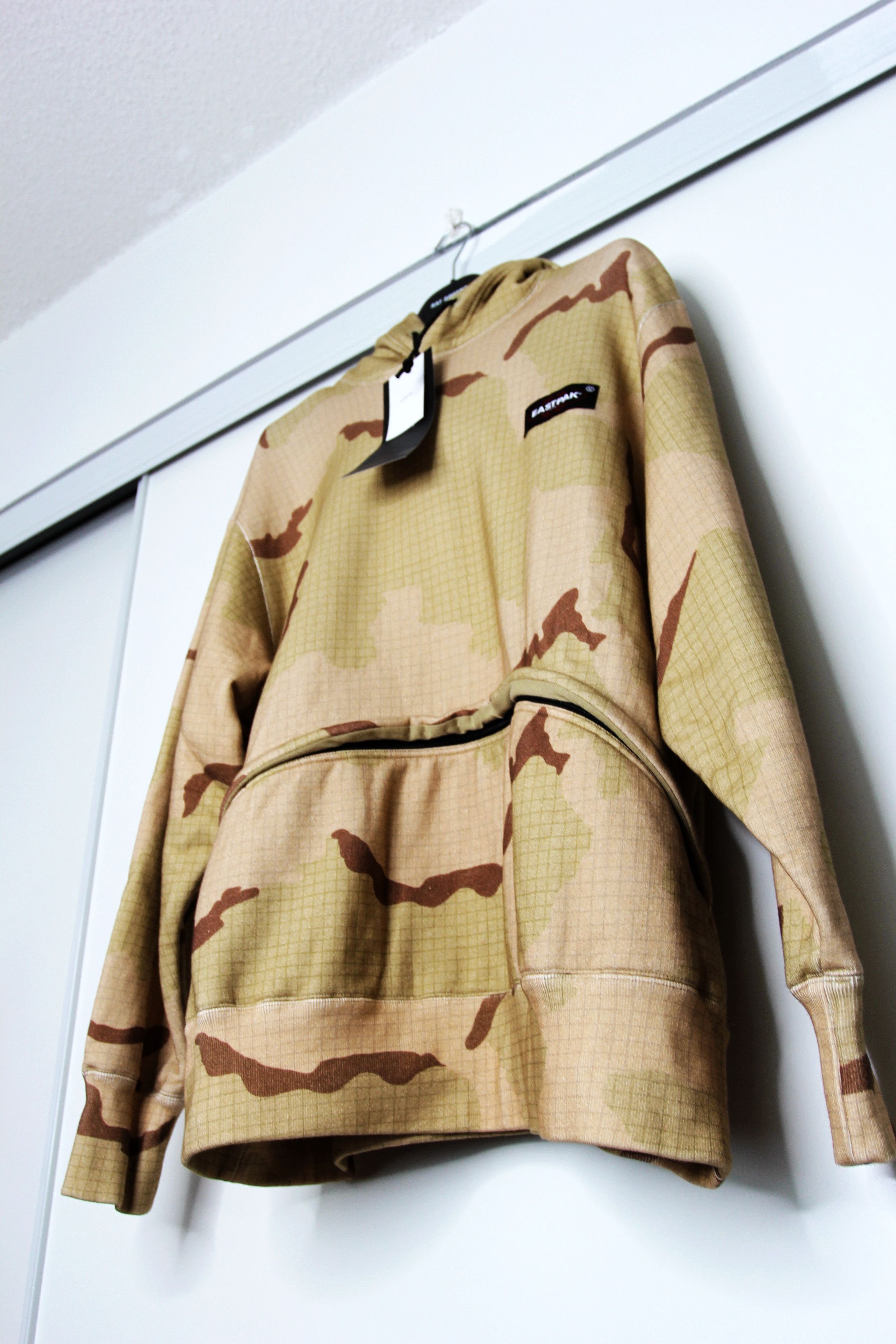 Undercover BNWT SS22 UNDERCOVER x EASTPAK CHECKERED CAMO HOODIE 4 Size US XL / EU 56 / 4 - 5 Thumbnail