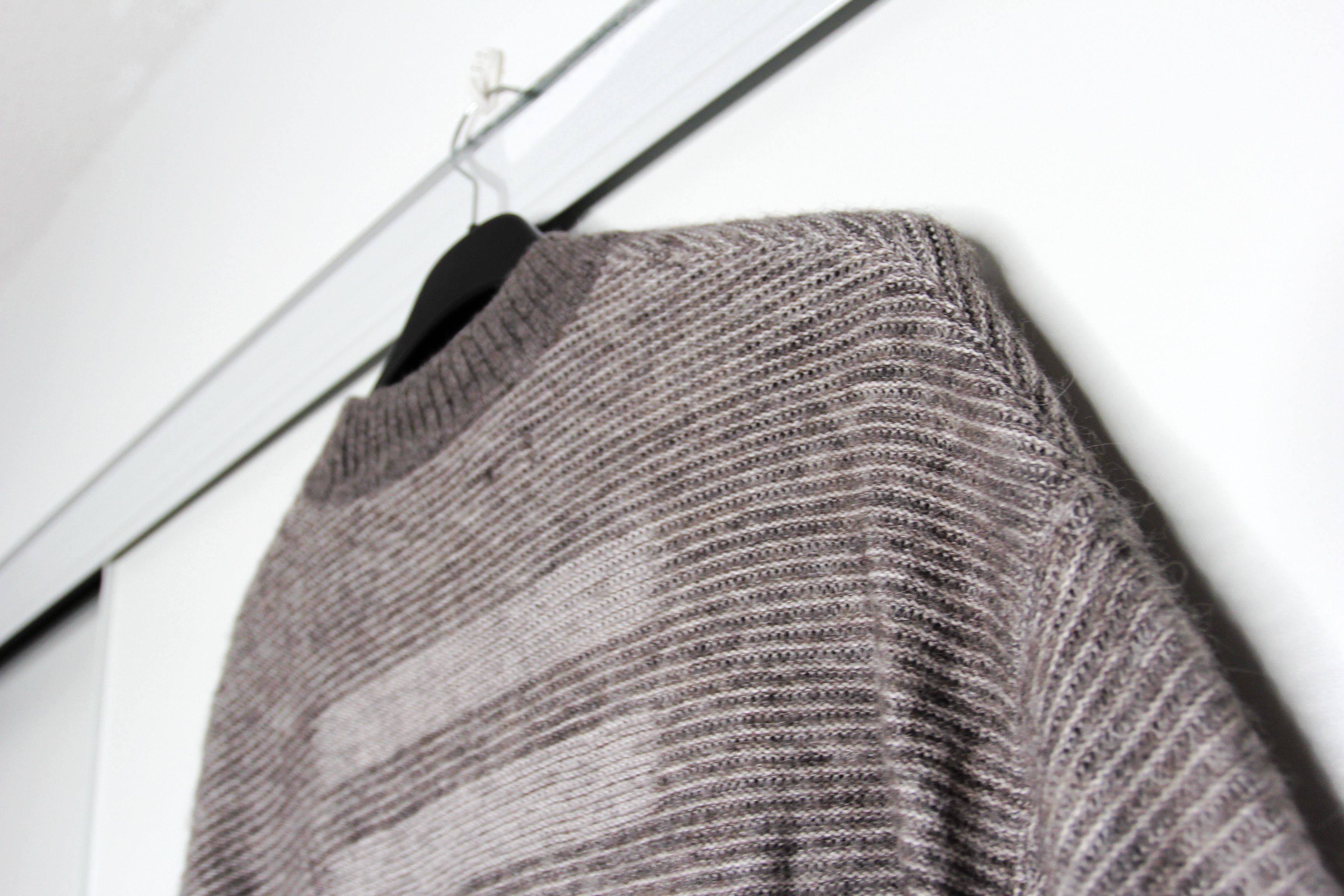Julius BNWT AW21 JULIUS "RESILIENCE" GEO PATTERN ALPACA SWEATER 1 Size US S / EU 44-46 / 1 - 6 Thumbnail