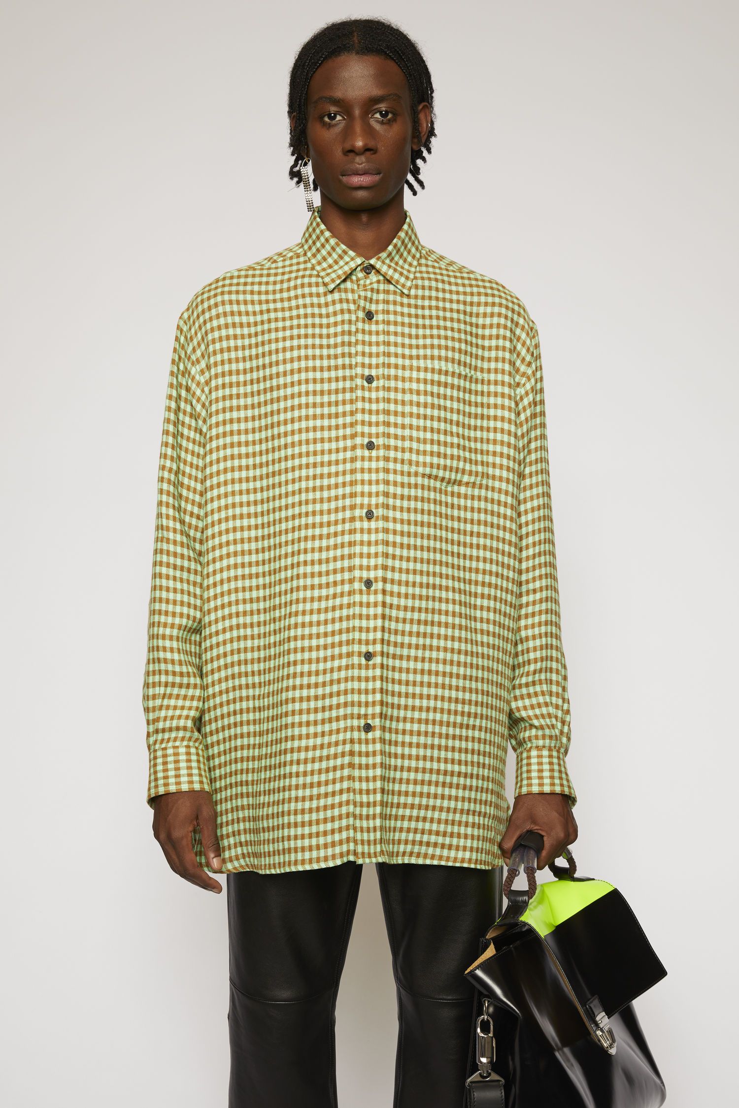 Acne Studios BNWT SS20 ACNE STUDIOS CHECKED LINEN SHIRT 50 Size US M / EU 48-50 / 2 - 1 Thumbnail