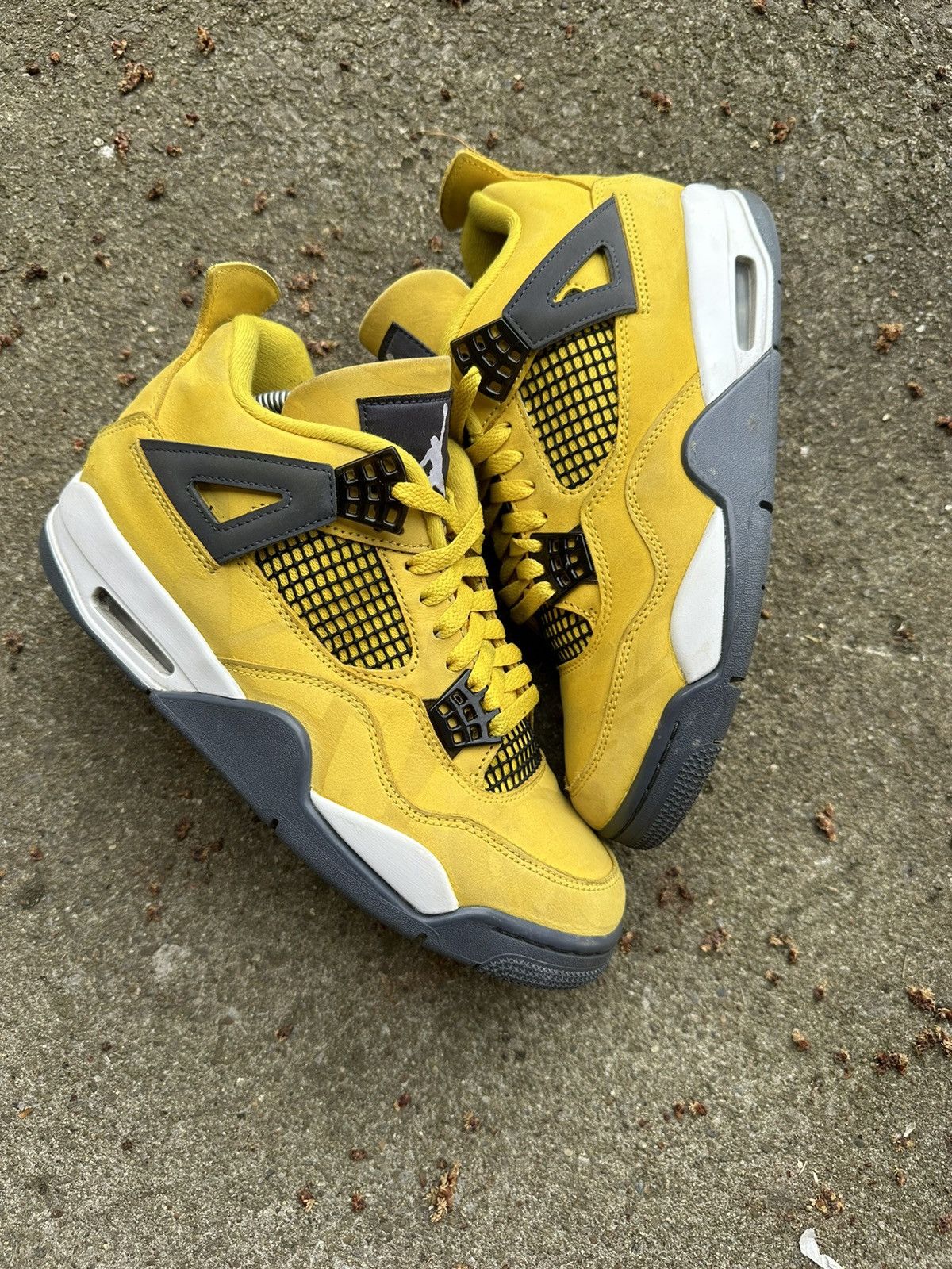 nike-jordan-4-retro-lightning-2021-size-7-5-grailed