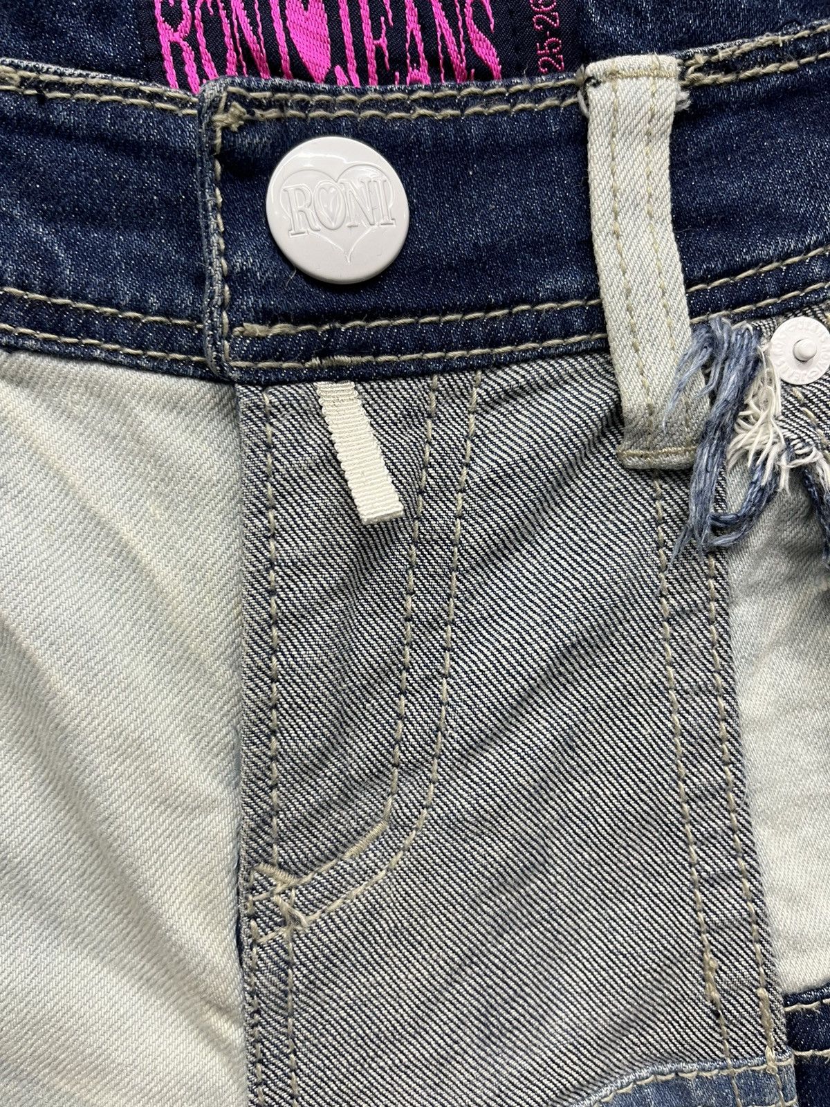 Japanese Brand RONI Sequin Patchwork Blow Out Stretch Denim Cropped Style Size 25" / US 0 / IT 36 - 5 Thumbnail