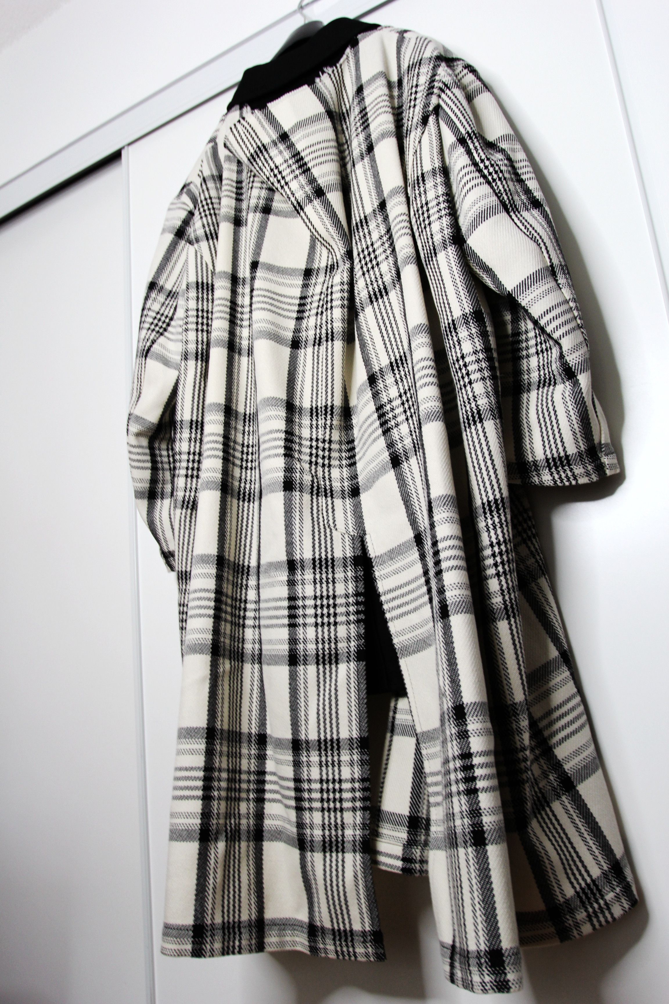 Comme des Garcons Homme Plus BNWT AW21 COMME DES GARCONS HOMME PLUS OVERSIZED COAT L Size US L / EU 52-54 / 3 - 7 Thumbnail