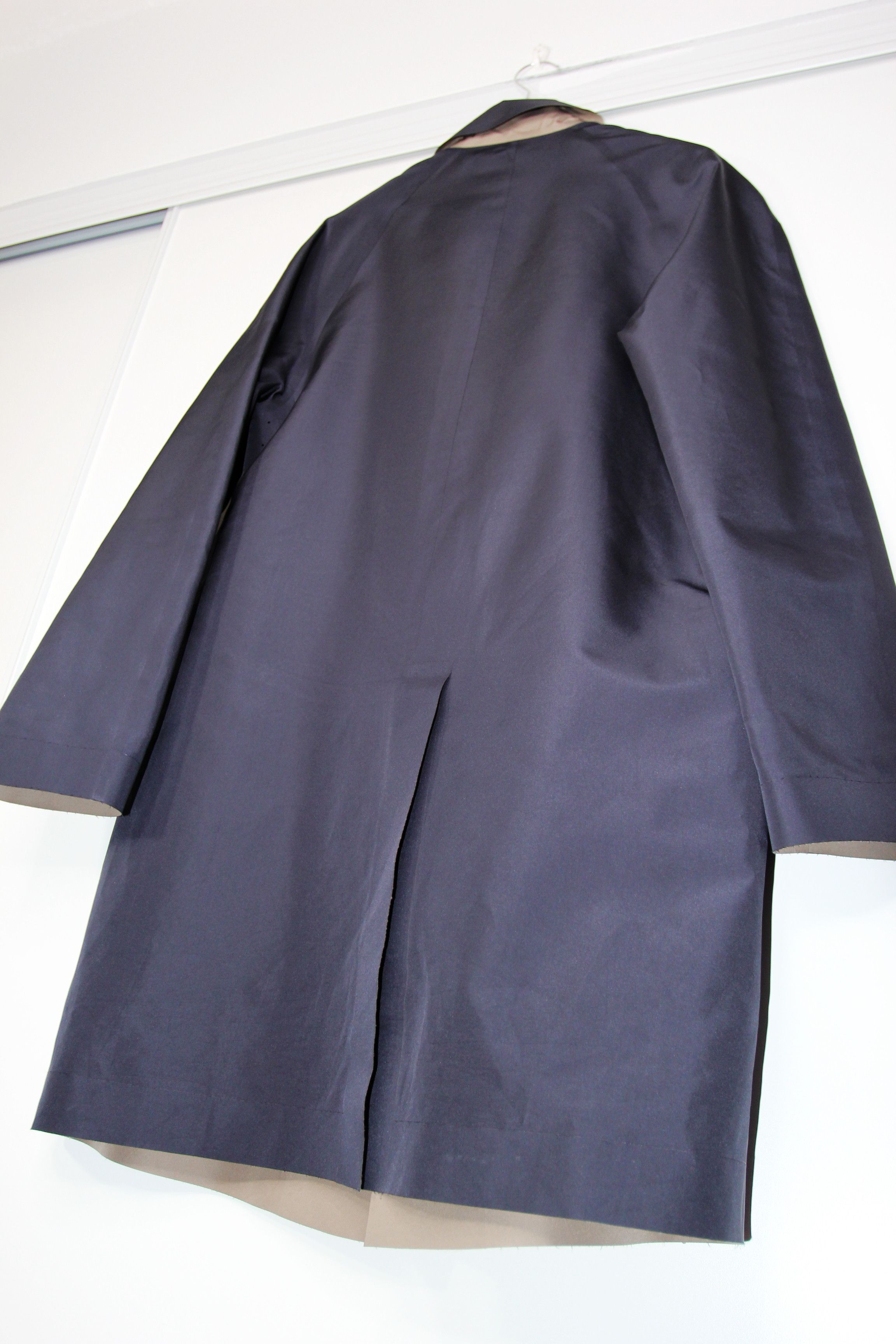 Emporio Armani AW16 EMPORIO ARMANI LASER CUT REVERSIBLE COAT 50 Size US M / EU 48-50 / 2 - 9 Thumbnail