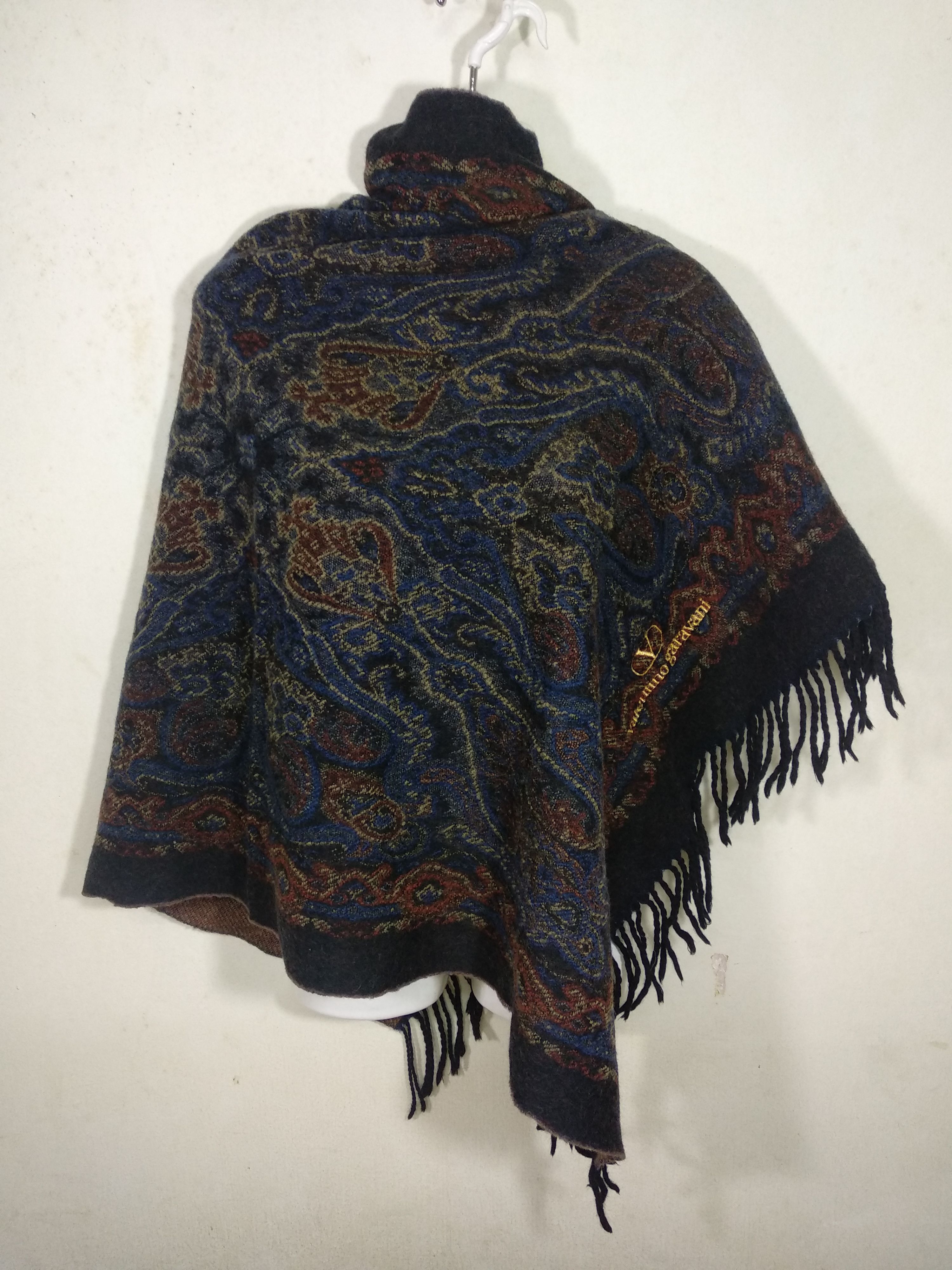 Valentino 90's Garavani Valentino Shawls Wrap Body Paisley Size ONE SIZE - 1 Thumbnail