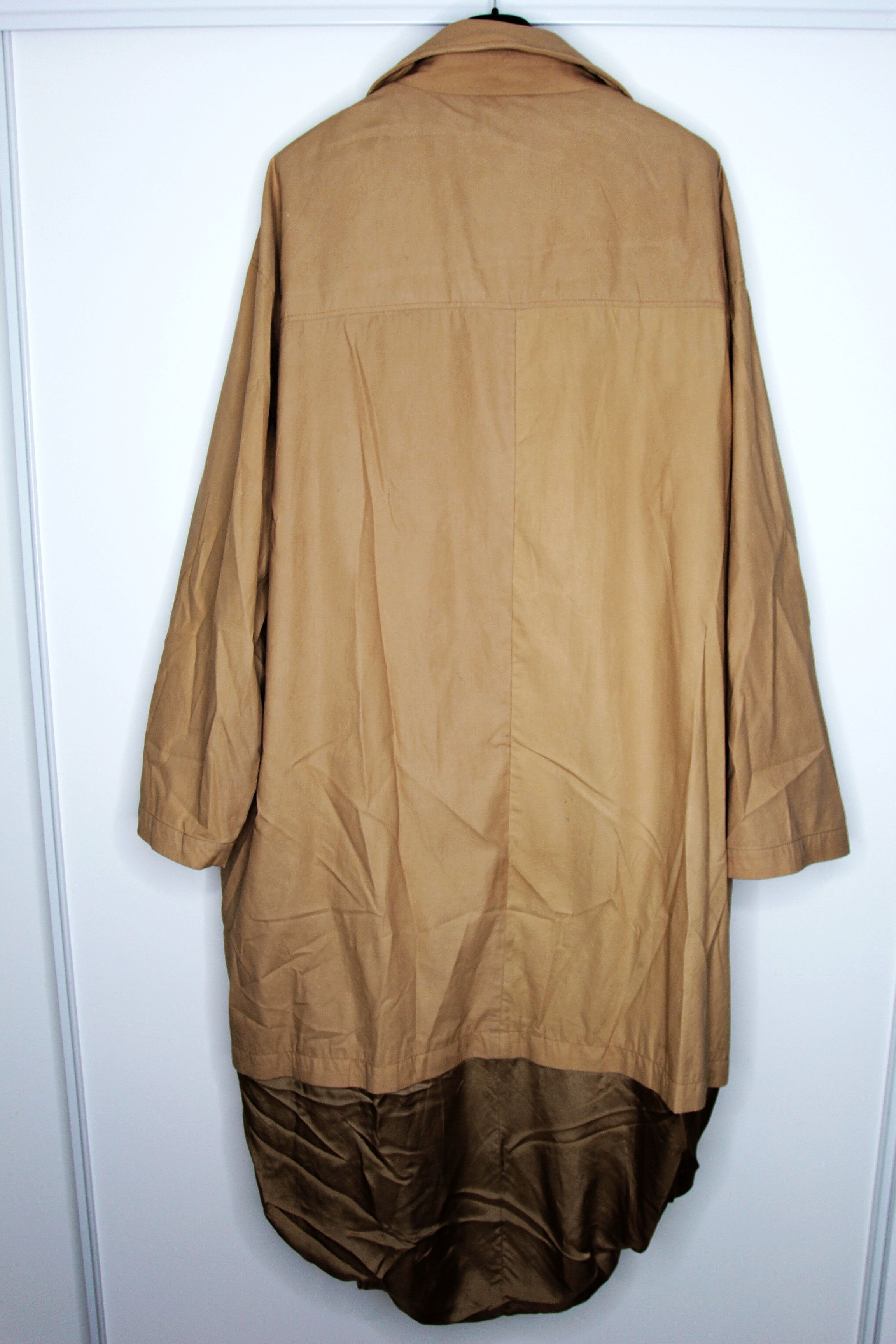 Y/Project SS18 Y/PROJECT OVERSIZED INSIDE OUT LINING COAT S Size US S / EU 44-46 / 1 - 3 Thumbnail