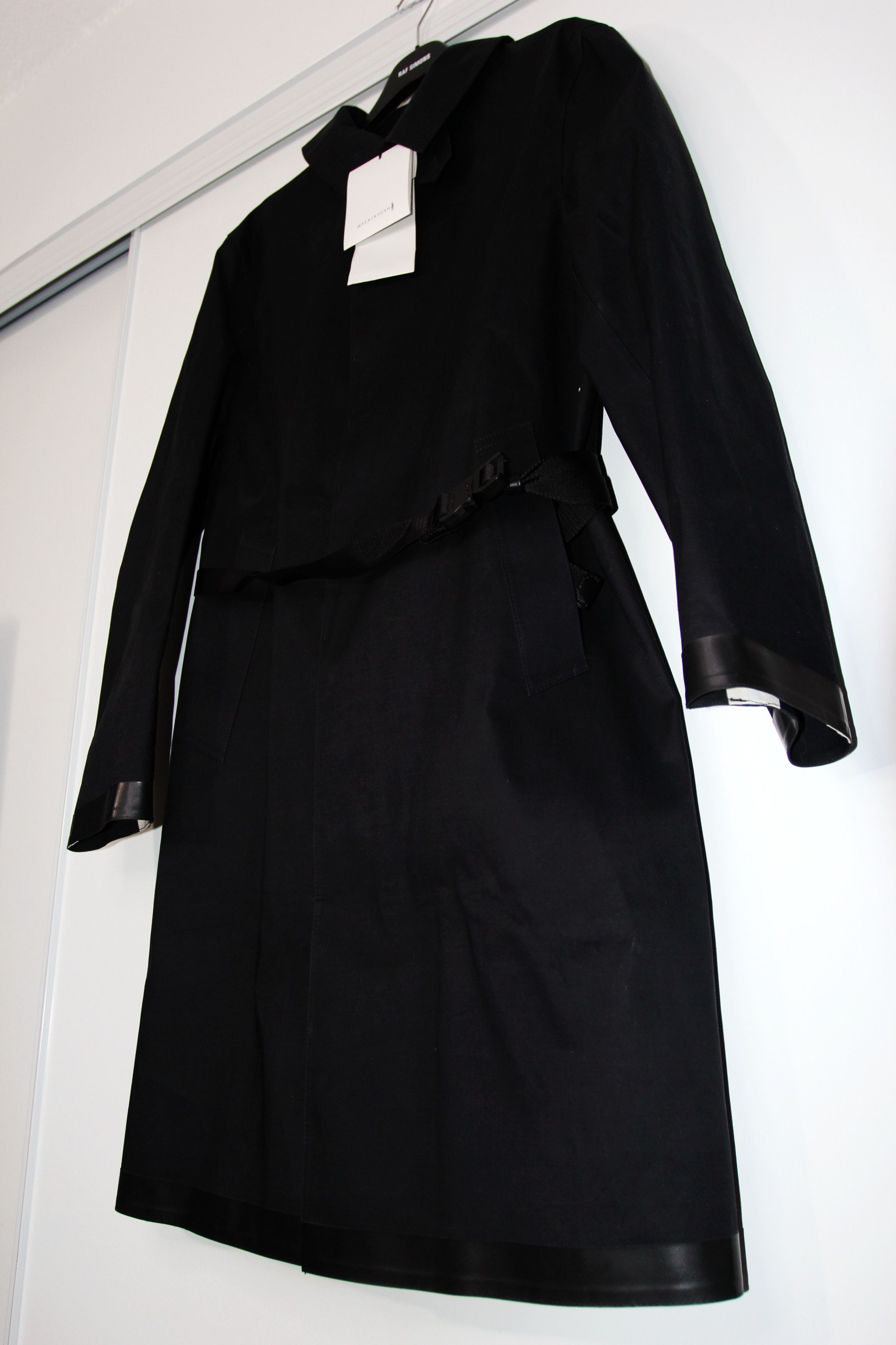 1017 ALYX 9SM BNWT AW19 MACKINTOSH x 1017 ALYX 9SM BUCKLE COAT L Size US L / EU 52-54 / 3 - 8 Thumbnail