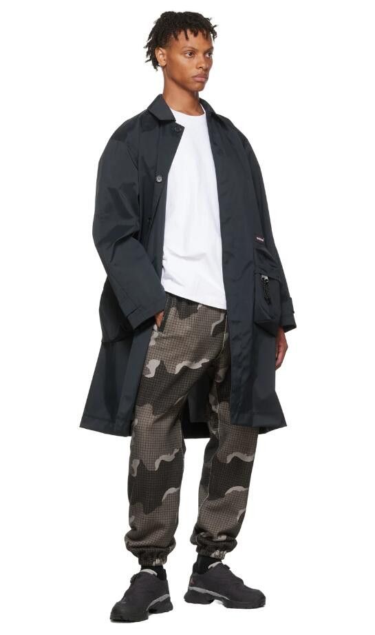 Undercover BNWT SS22 UNDERCOVER x EASTPAK ZIPPERED POCKET TSHIRT 2 Size US M / EU 48-50 / 2 - 13 Thumbnail