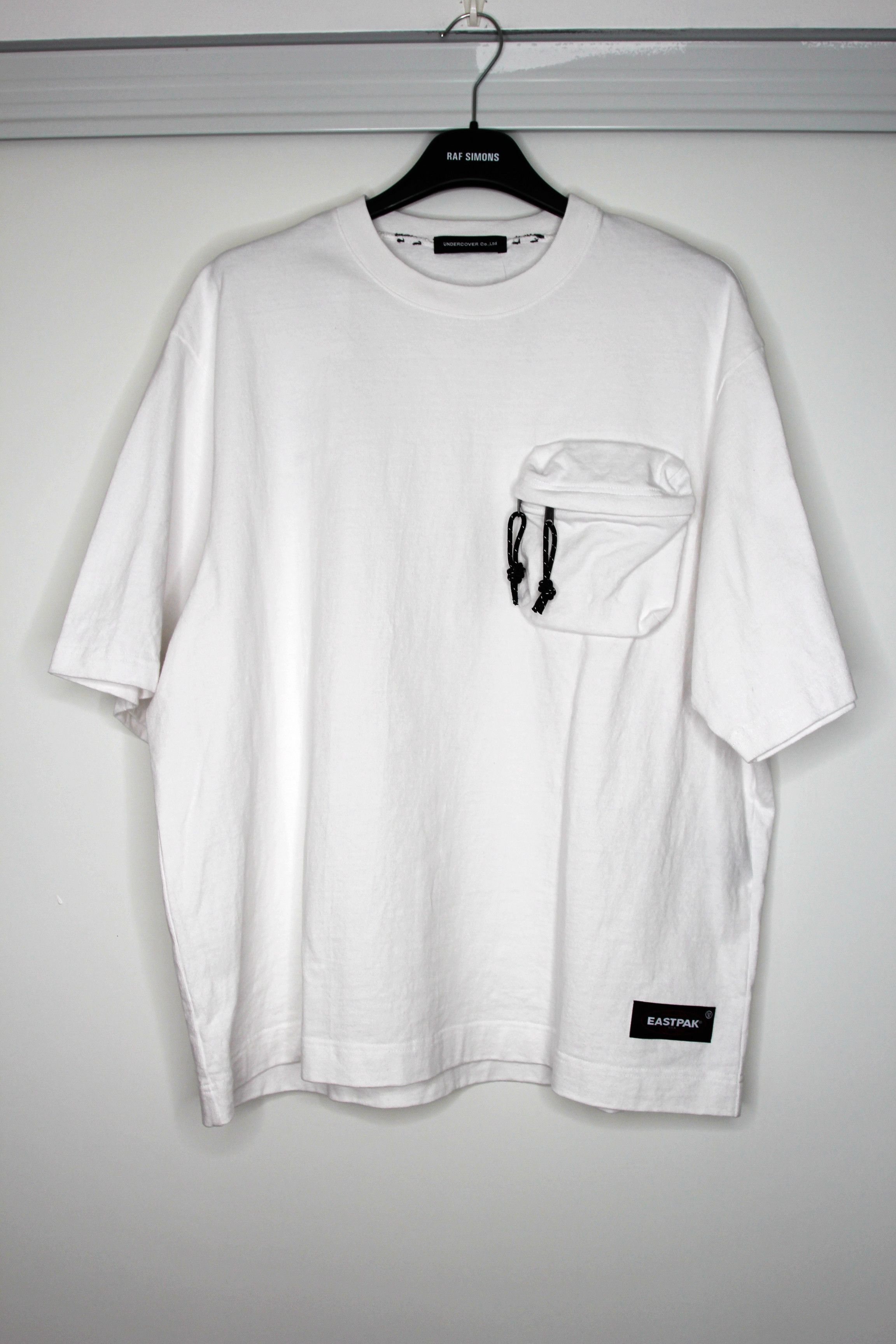Undercover BNWT SS22 UNDERCOVER x EASTPAK ZIPPERED POCKET TSHIRT 2 Size US M / EU 48-50 / 2 - 2 Thumbnail