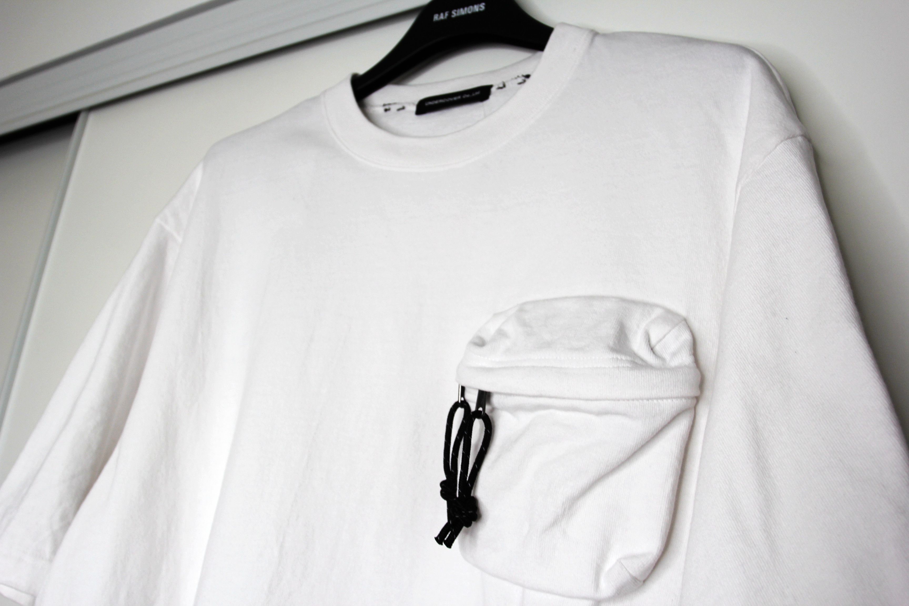 Undercover BNWT SS22 UNDERCOVER x EASTPAK ZIPPERED POCKET TSHIRT 2 Size US M / EU 48-50 / 2 - 4 Thumbnail