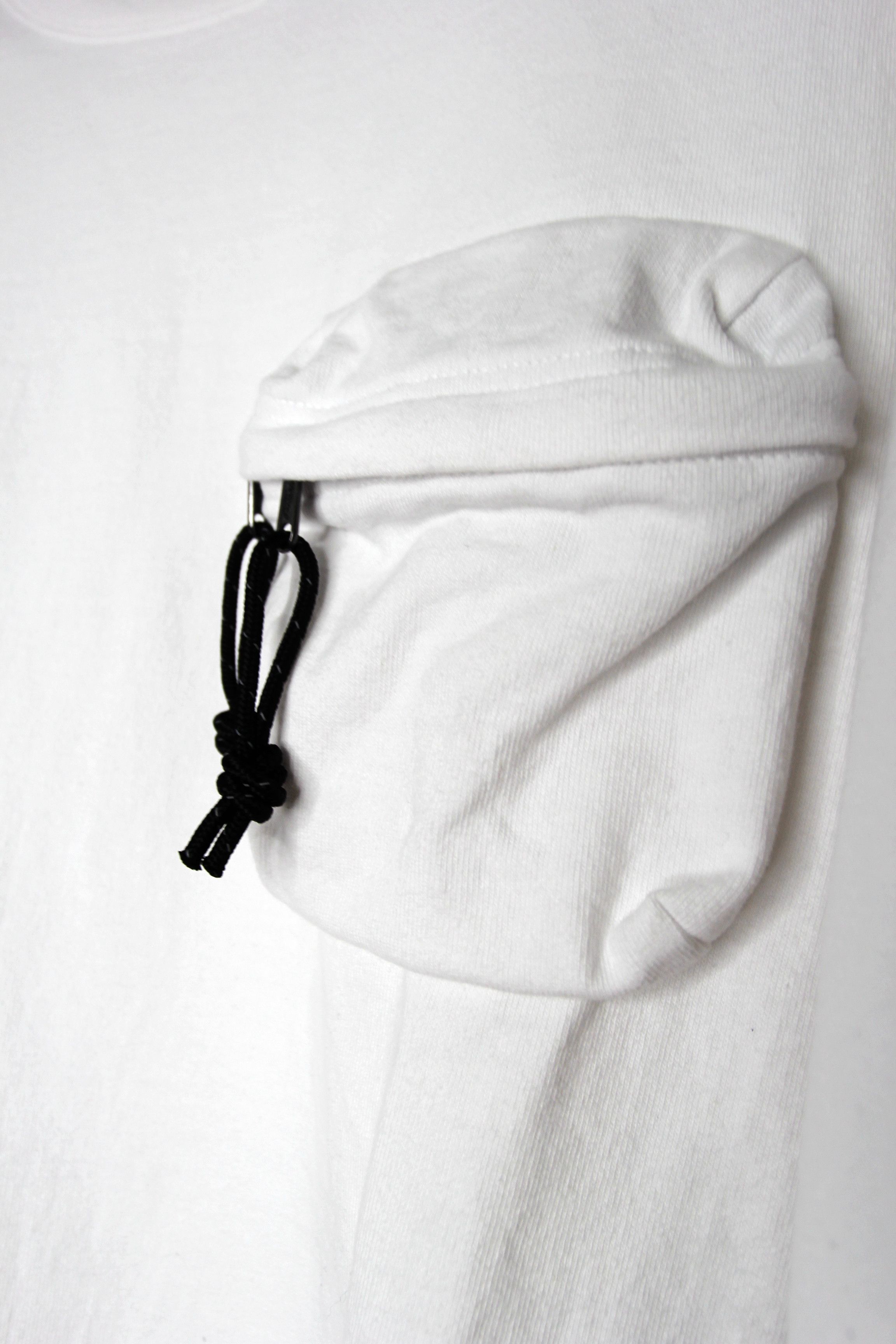 Undercover BNWT SS22 UNDERCOVER x EASTPAK ZIPPERED POCKET TSHIRT 2 Size US M / EU 48-50 / 2 - 5 Thumbnail