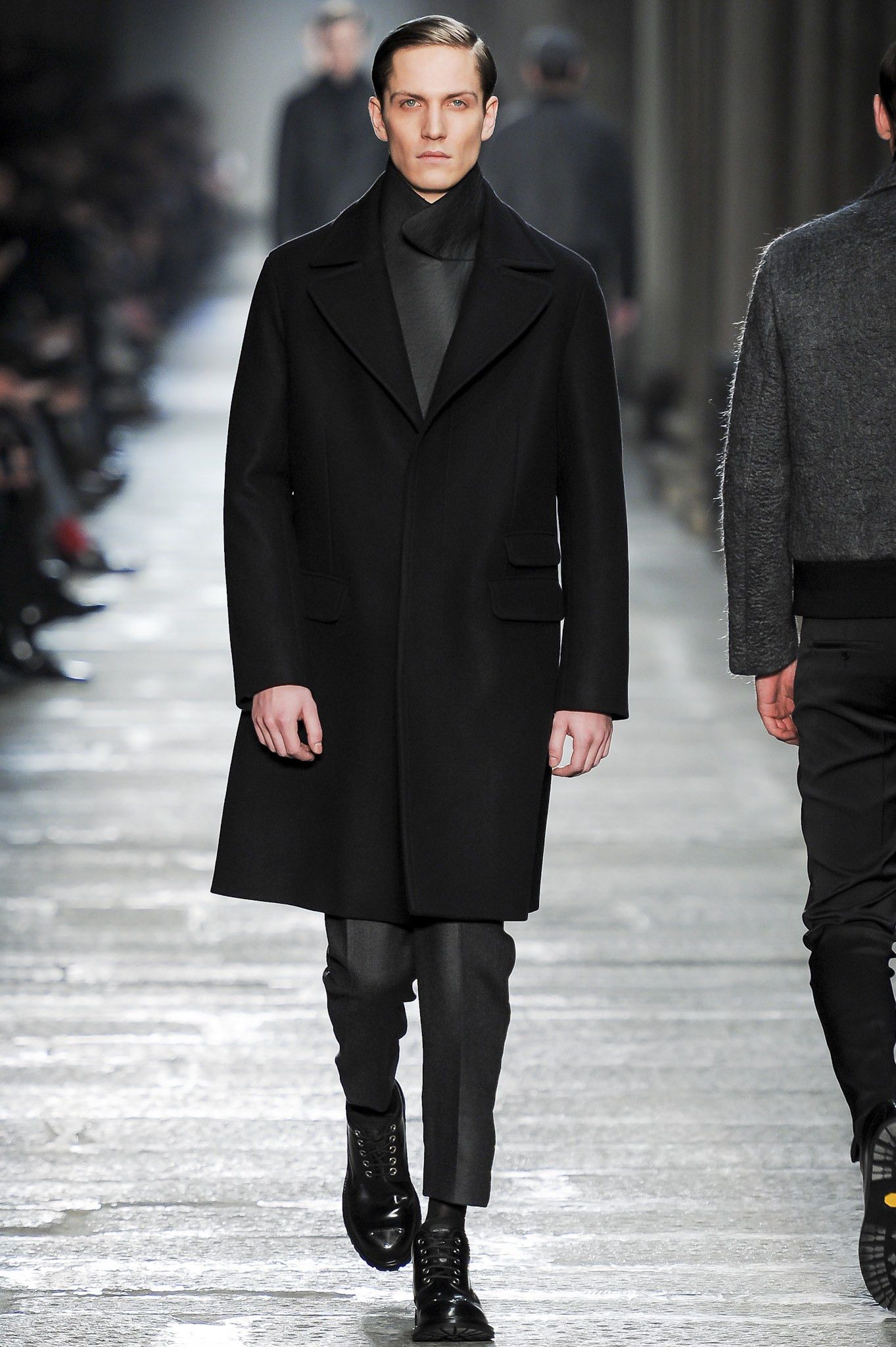 Neil Barrett AW13 NEIL BARRETT DETACHABLE COLLAR HOOD COAT 50 Size US M / EU 48-50 / 2 - 1 Thumbnail