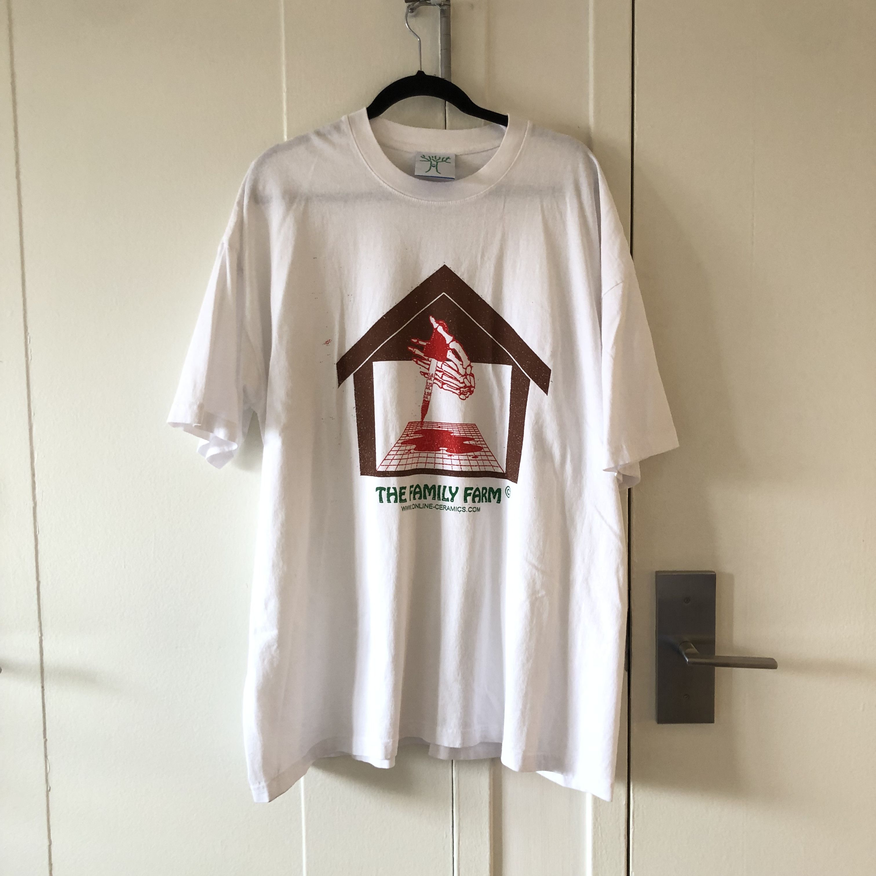 image of Online Ceramics The Family Farm Tee in White, Men's (Size 2XL)