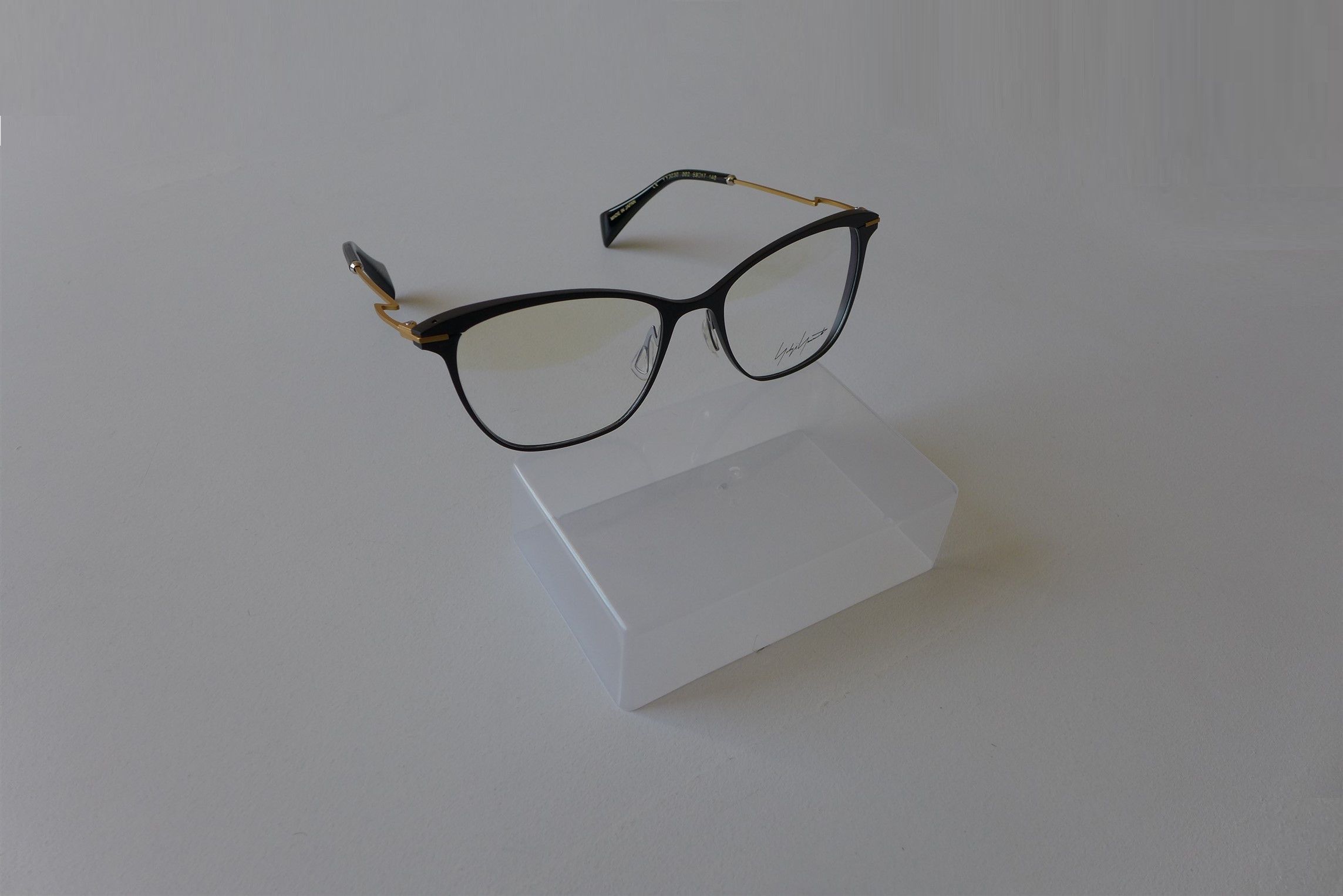Yohji Yamamoto Yohji Yamamoto YY3030 Optical Glasses - Black & Gold. Size ONE SIZE - 2 Thumbnail