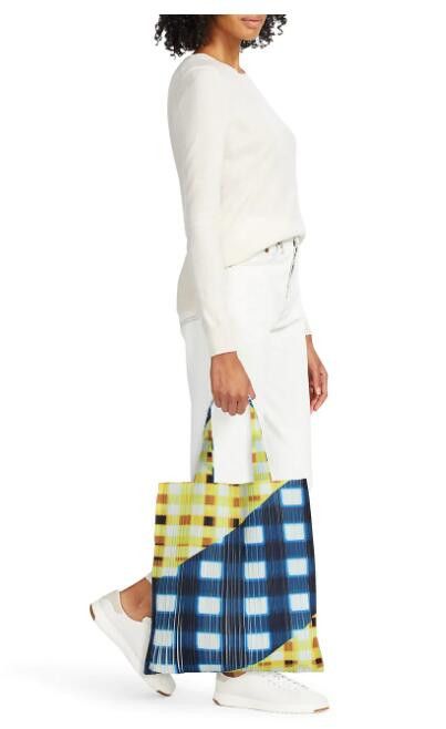 Issey Miyake BNWT AW21 ISSEY MIYAKE PLEATS PLEASE TREK TOTE BAG YELLOW Size ONE SIZE - 7 Thumbnail