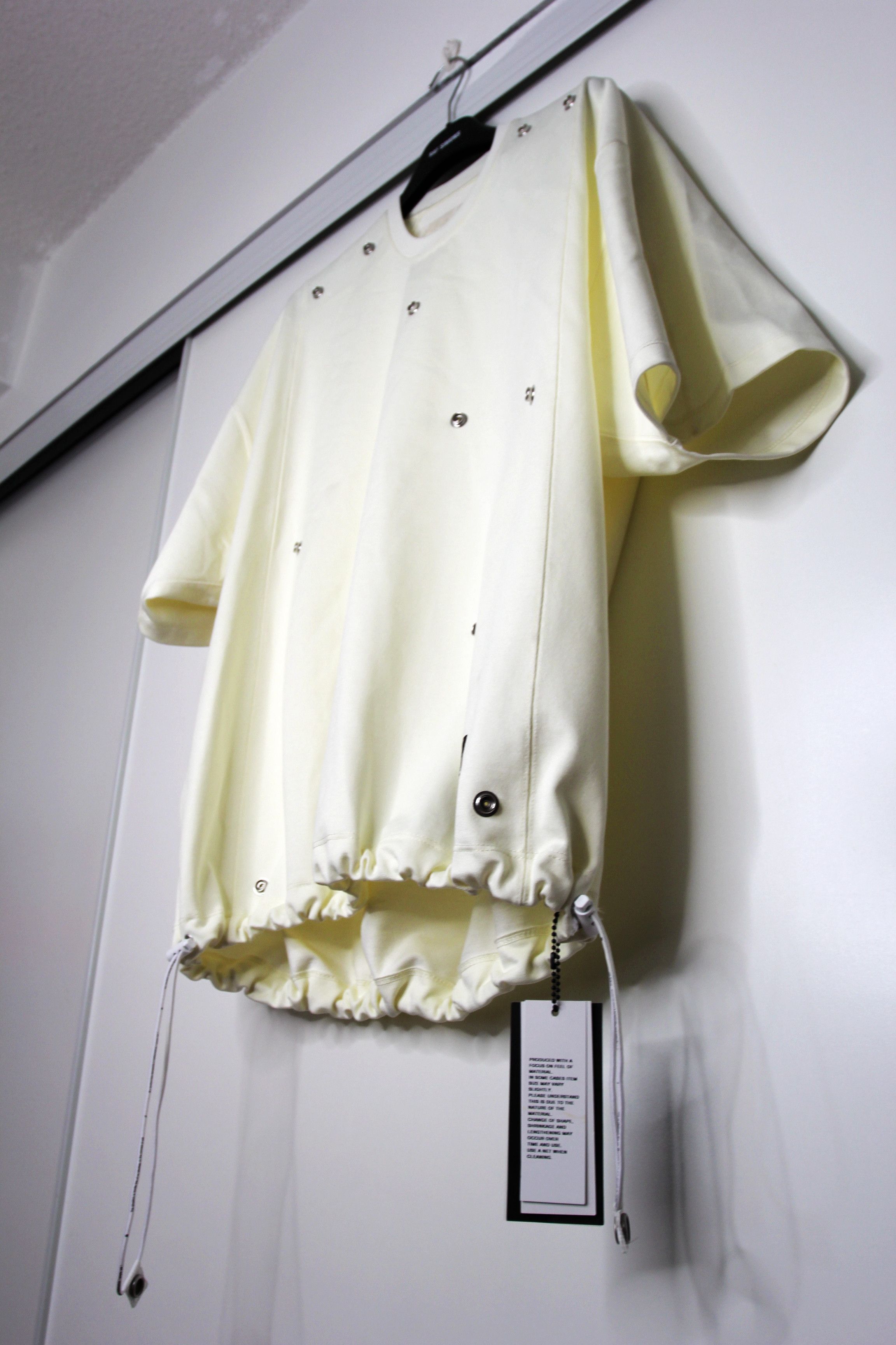 Julius BNWT SS22 NILOS "DEVIL FISH" MULTI BUTTON TSHIRT 2 Size US M / EU 48-50 / 2 - 6 Thumbnail