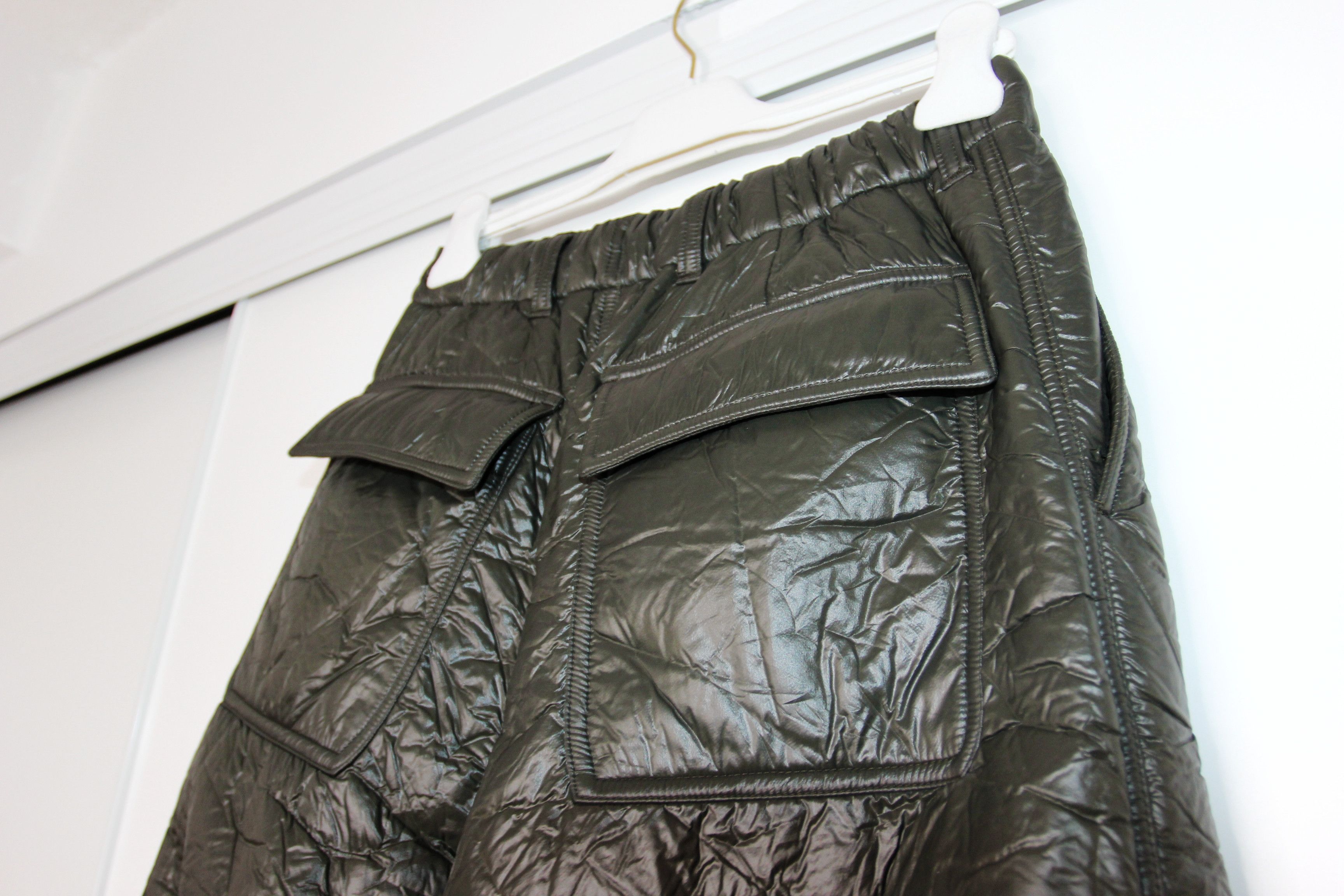 Dries Van Noten BNWT AW21 DRIES VAN NOTEN PERTO CRINKLED SATIN PANTS S Size US 30 / EU 46 - 6 Thumbnail