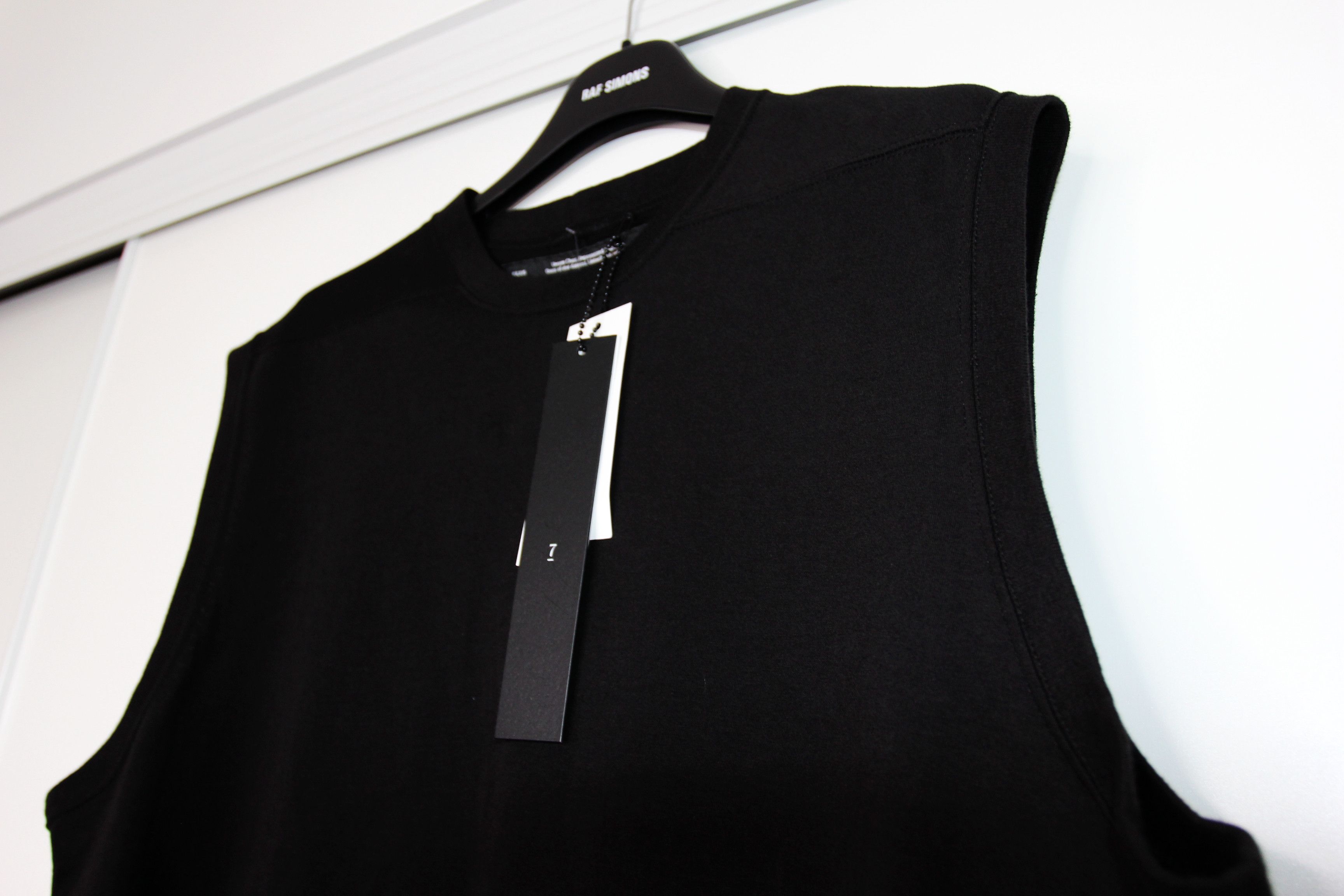 Julius BNWT SS22 JULIUS "OBSCURE" TANK TOP 3 Size US L / EU 52-54 / 3 - 4 Thumbnail