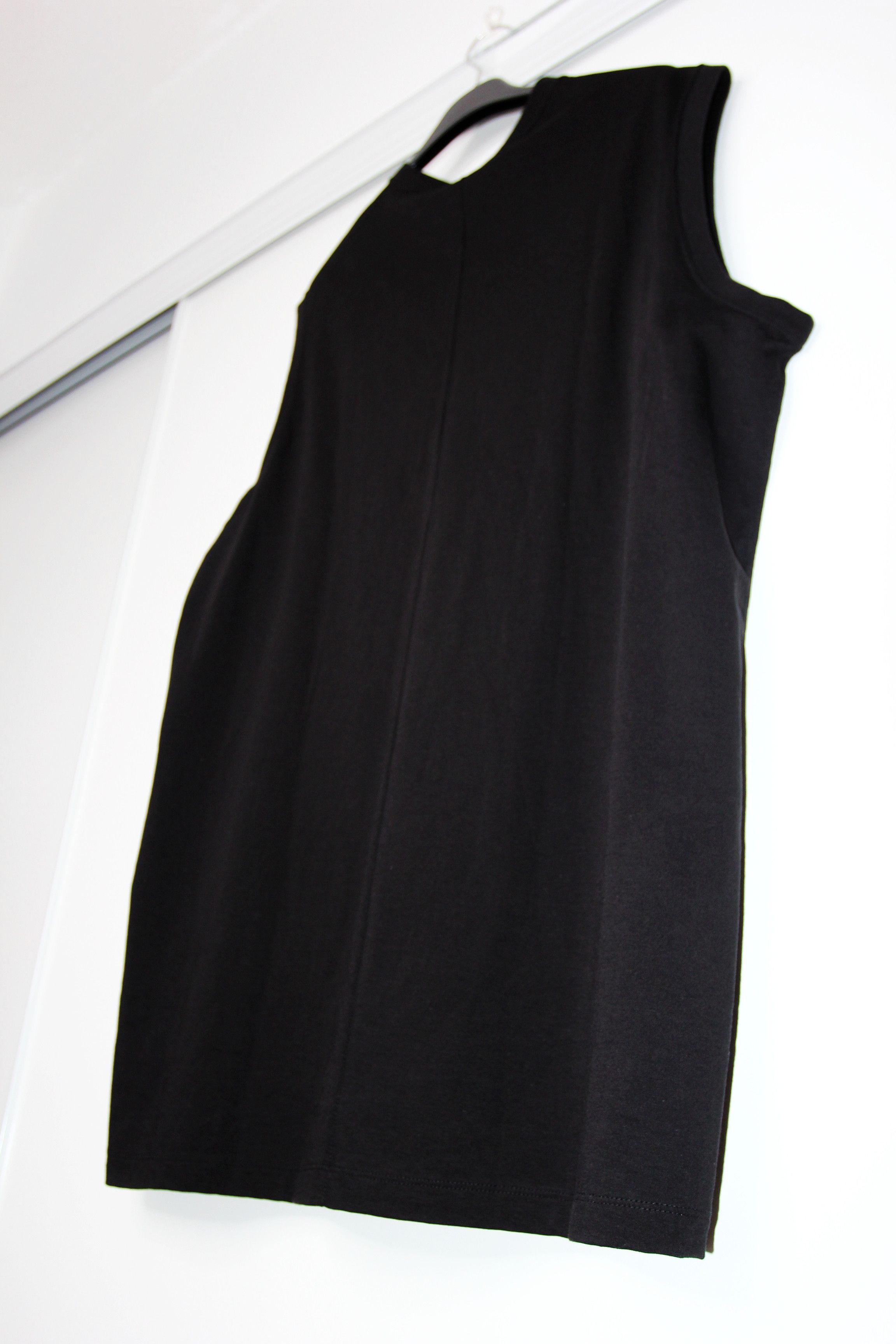 Julius BNWT SS22 JULIUS "OBSCURE" TANK TOP 3 Size US L / EU 52-54 / 3 - 7 Thumbnail