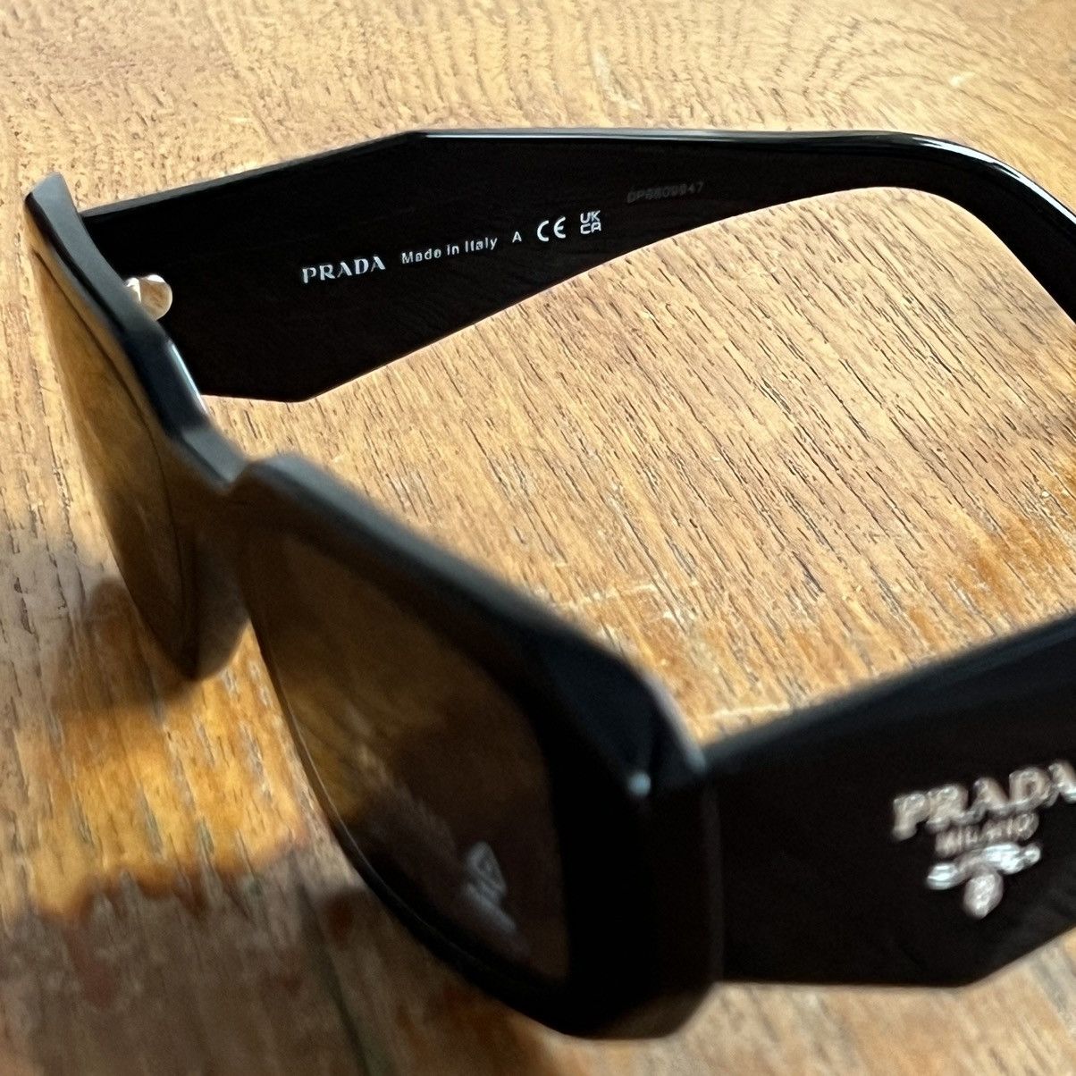 Prada Prada Runaway Sunglasses SPR 17W RARE! Size ONE SIZE - 6 Thumbnail