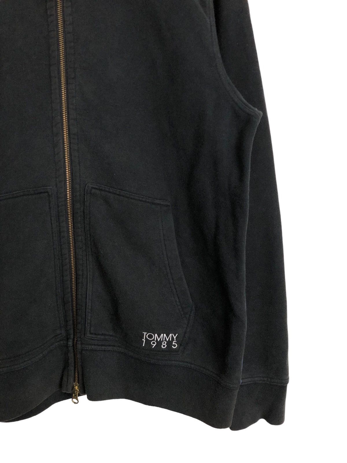 Tommy Hilfiger Vintage Tommy Embroidery Full zipper Hoodie Size US L / EU 52-54 / 3 - 4 Thumbnail