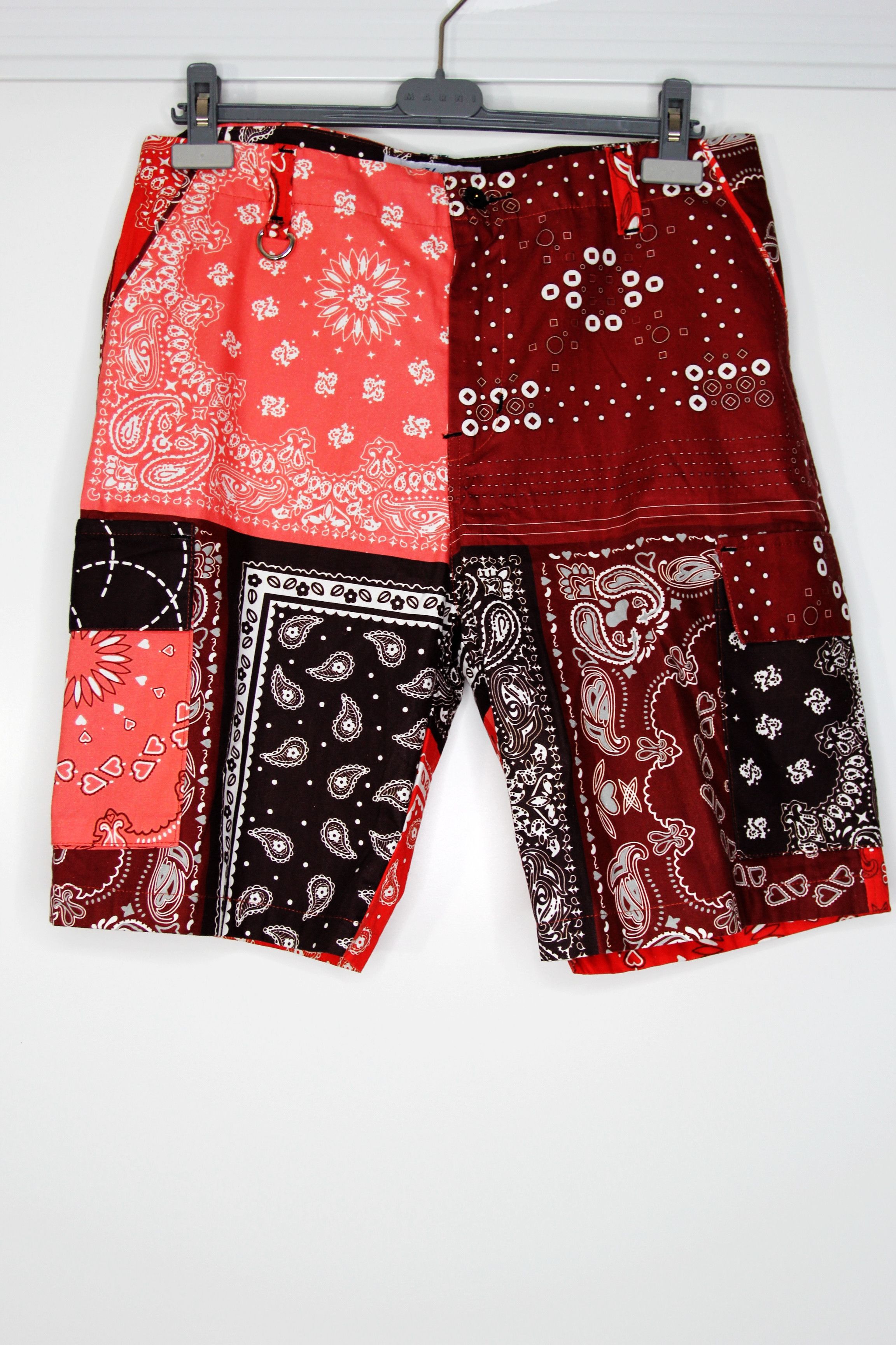 Other BNWT SS20 BLUESVILLE PATCHWORK BANDANA CARGO BERMUDAS L Size US 34 / EU 50 - 2 Thumbnail