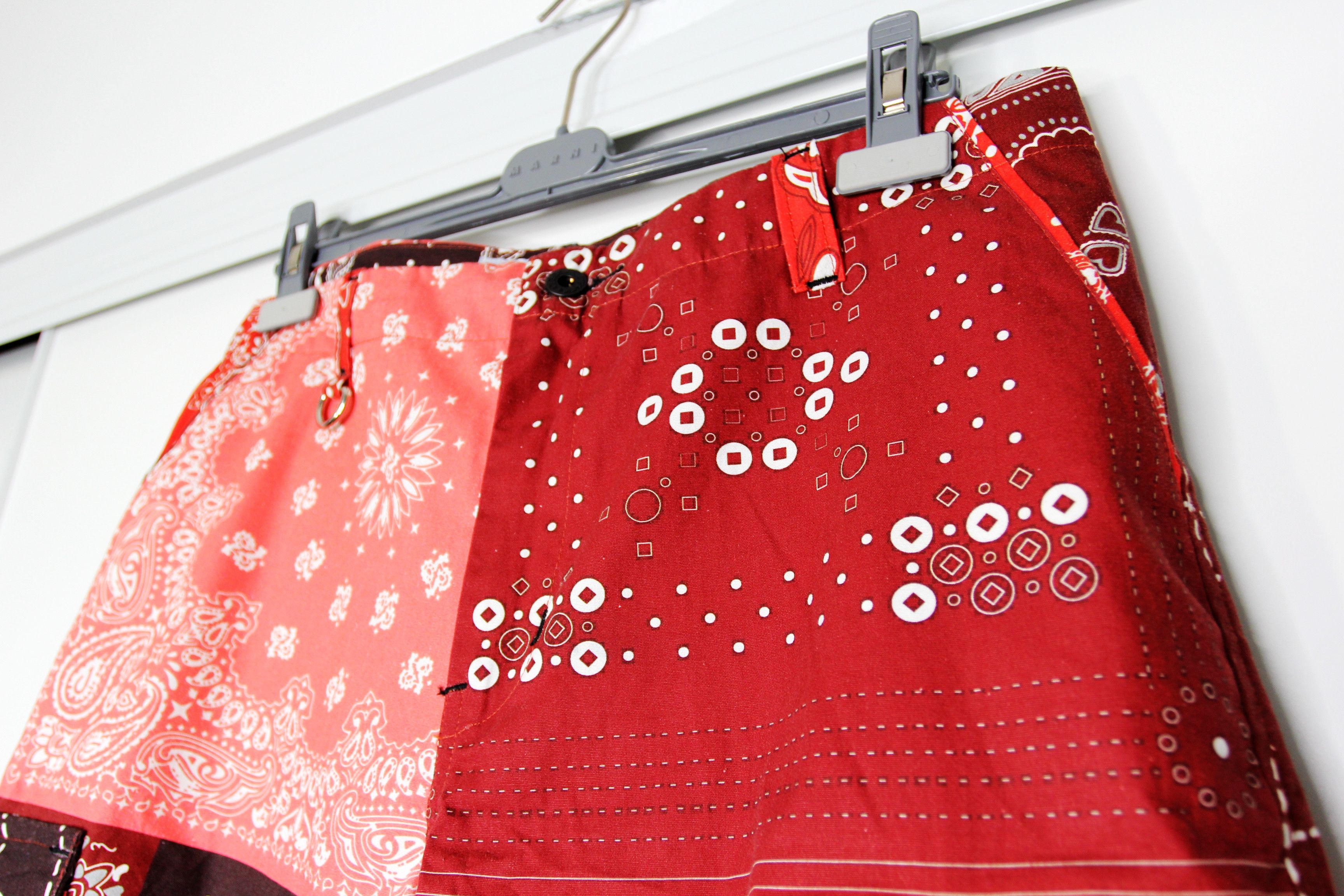 Other BNWT SS20 BLUESVILLE PATCHWORK BANDANA CARGO BERMUDAS L Size US 34 / EU 50 - 4 Thumbnail