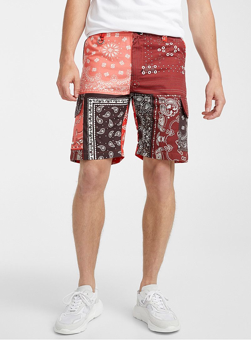 Other BNWT SS20 BLUESVILLE PATCHWORK BANDANA CARGO BERMUDAS L Size US 34 / EU 50 - 1 Thumbnail