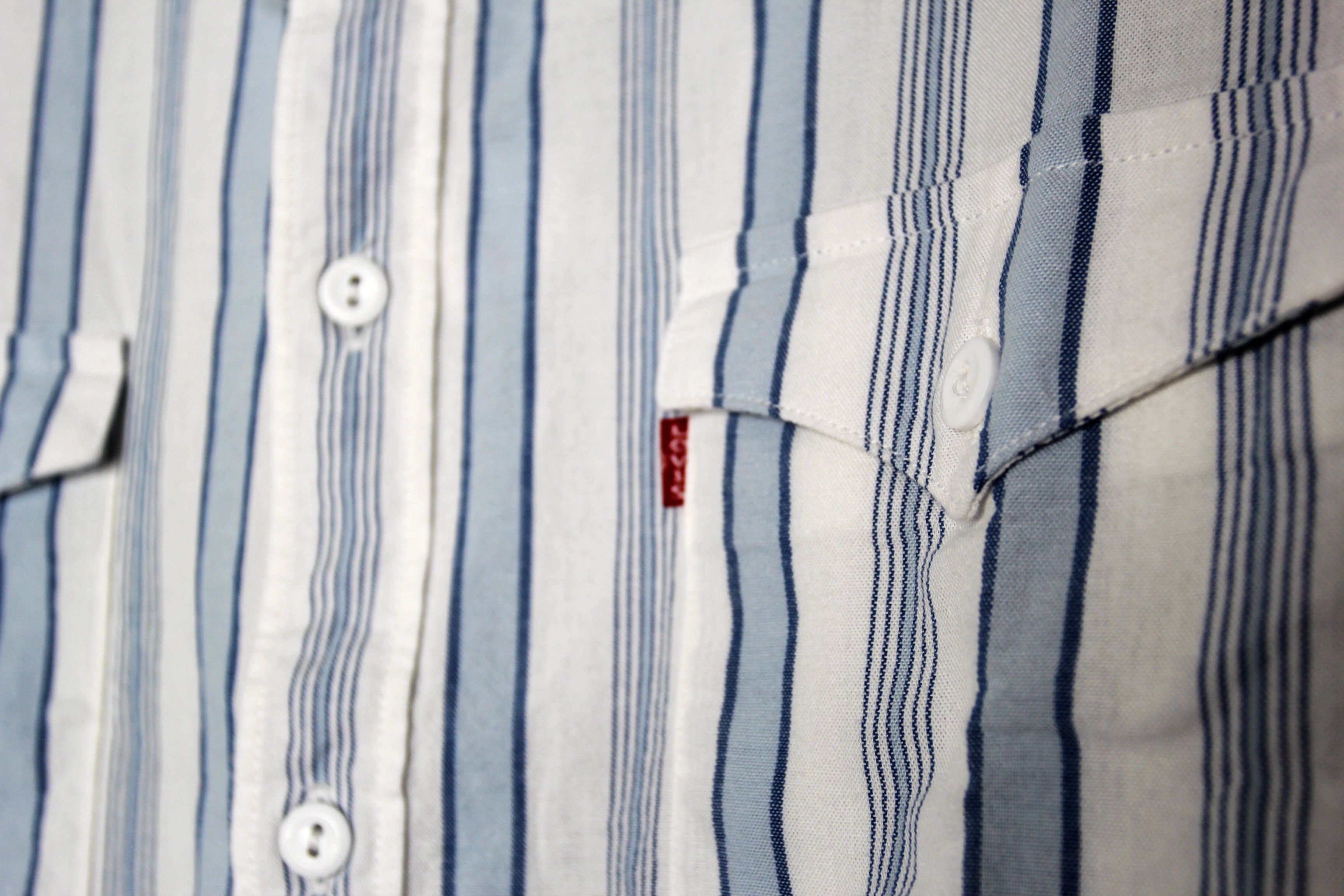Levi's BNWT SS20 LEVI'S OVERSIZE BARSTOW WESTERN SHIRT S Size US S / EU 44-46 / 1 - 5 Thumbnail